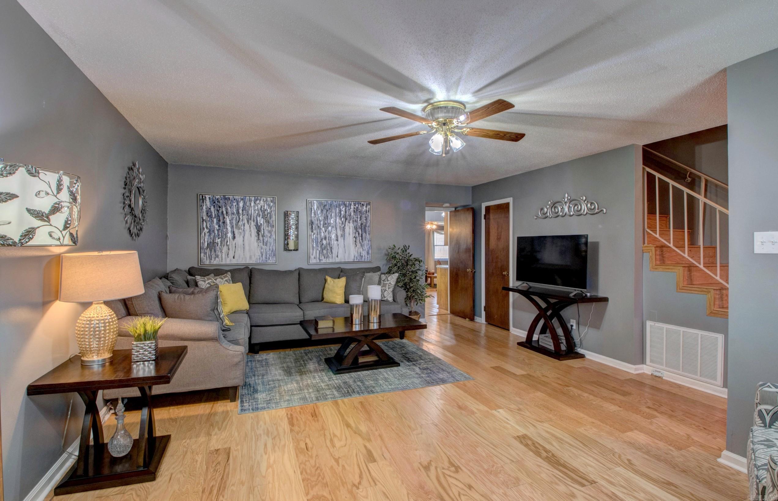 CAMPUS PLACE - Residential