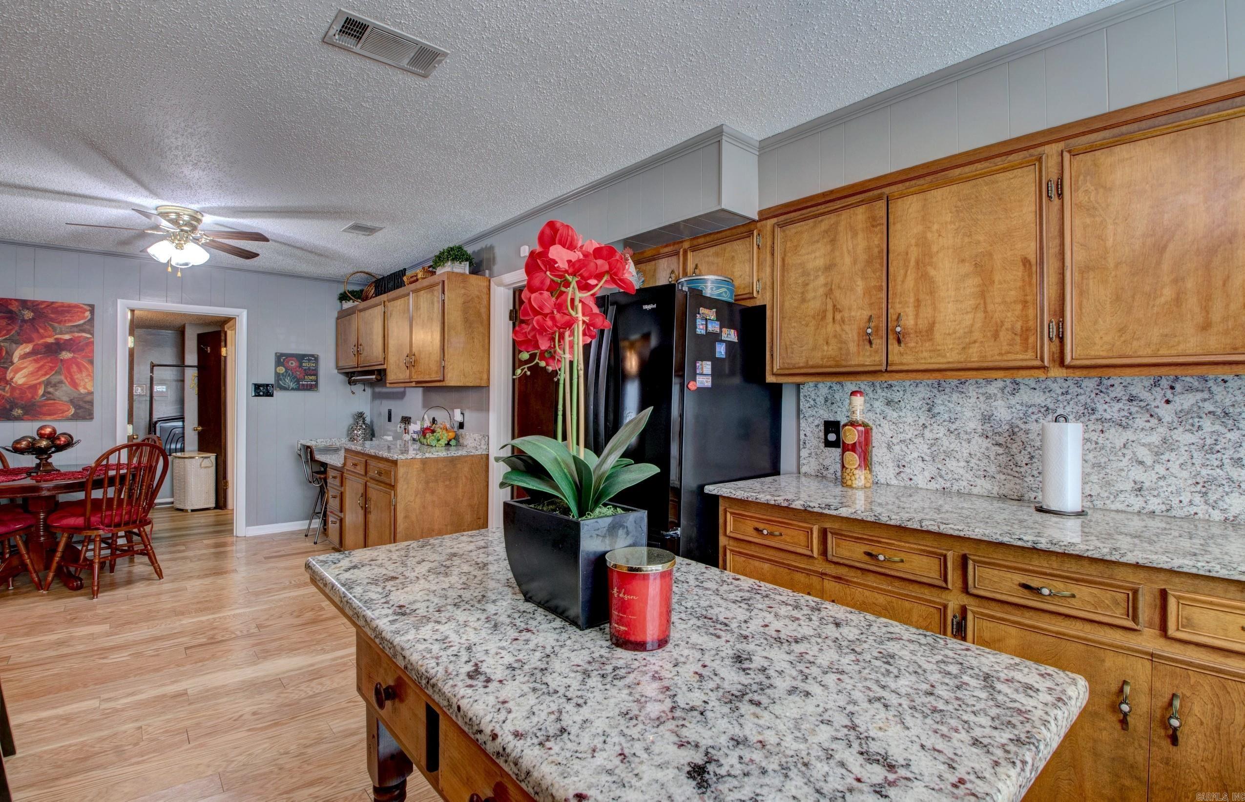 CAMPUS PLACE - Residential