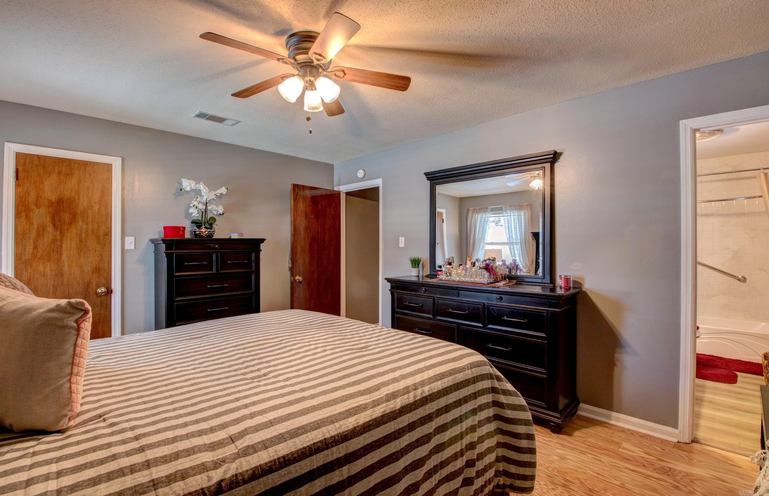 CAMPUS PLACE - Residential