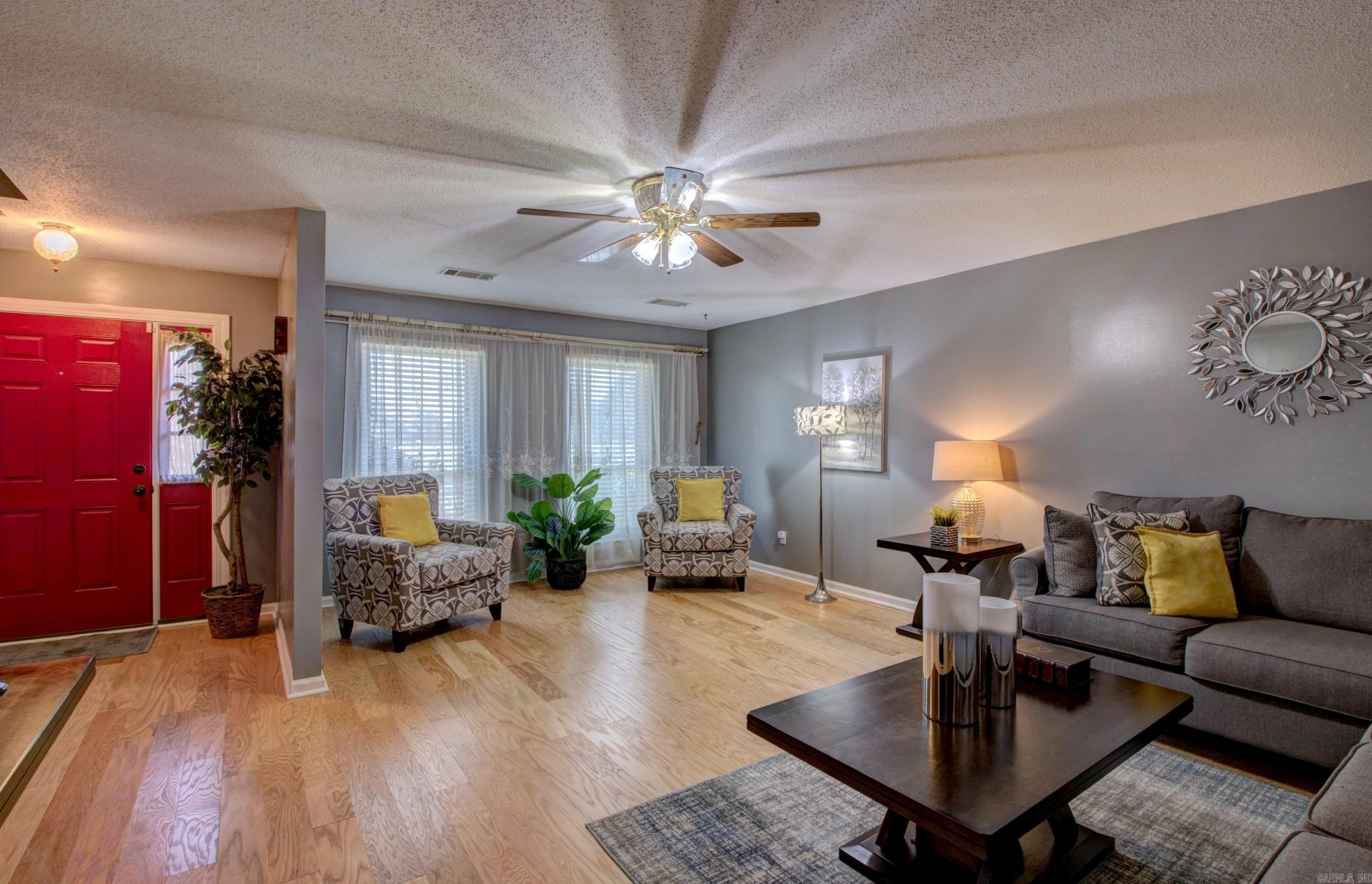 CAMPUS PLACE - Residential