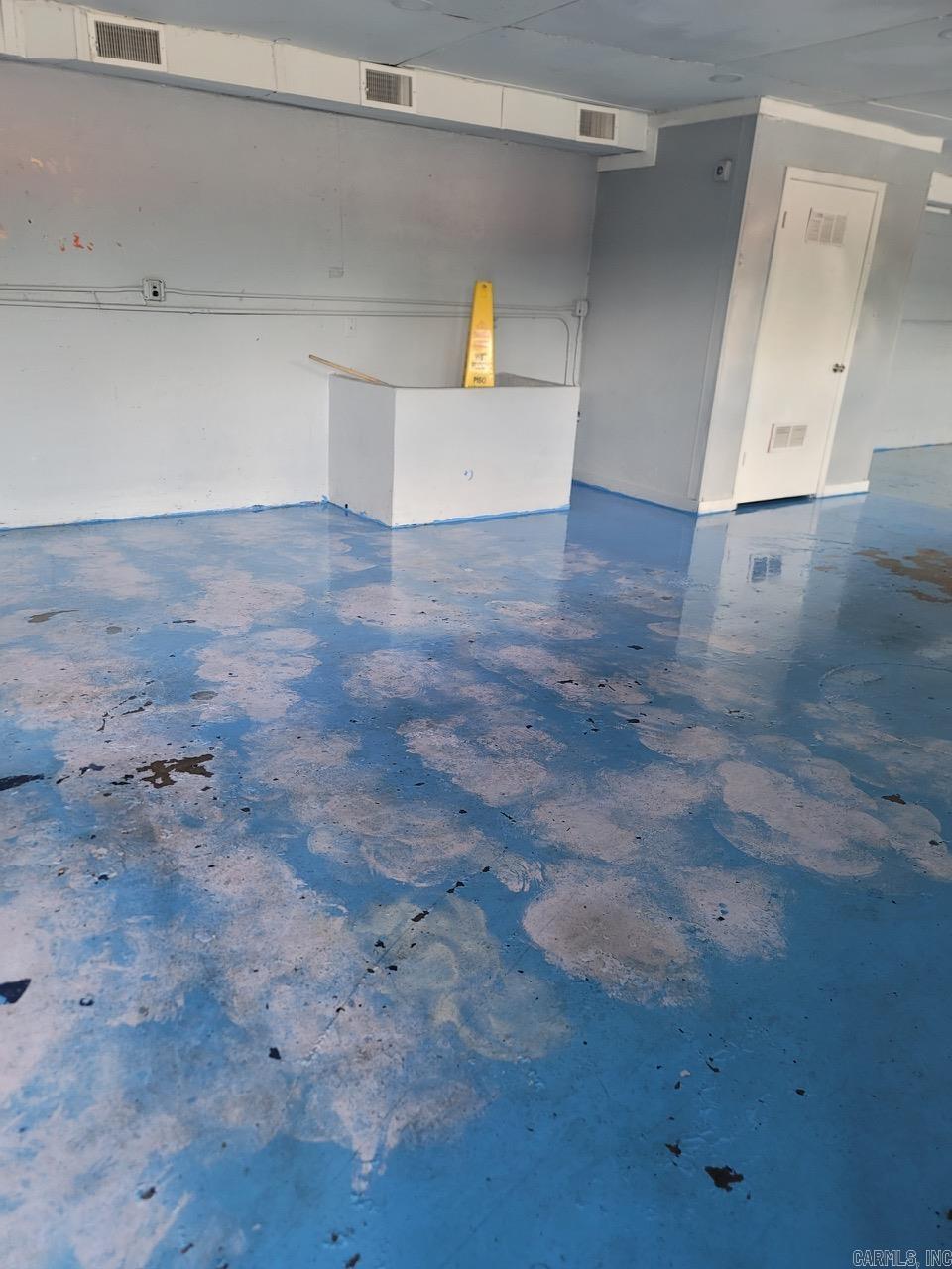 1n-13-21 - Residential Lease