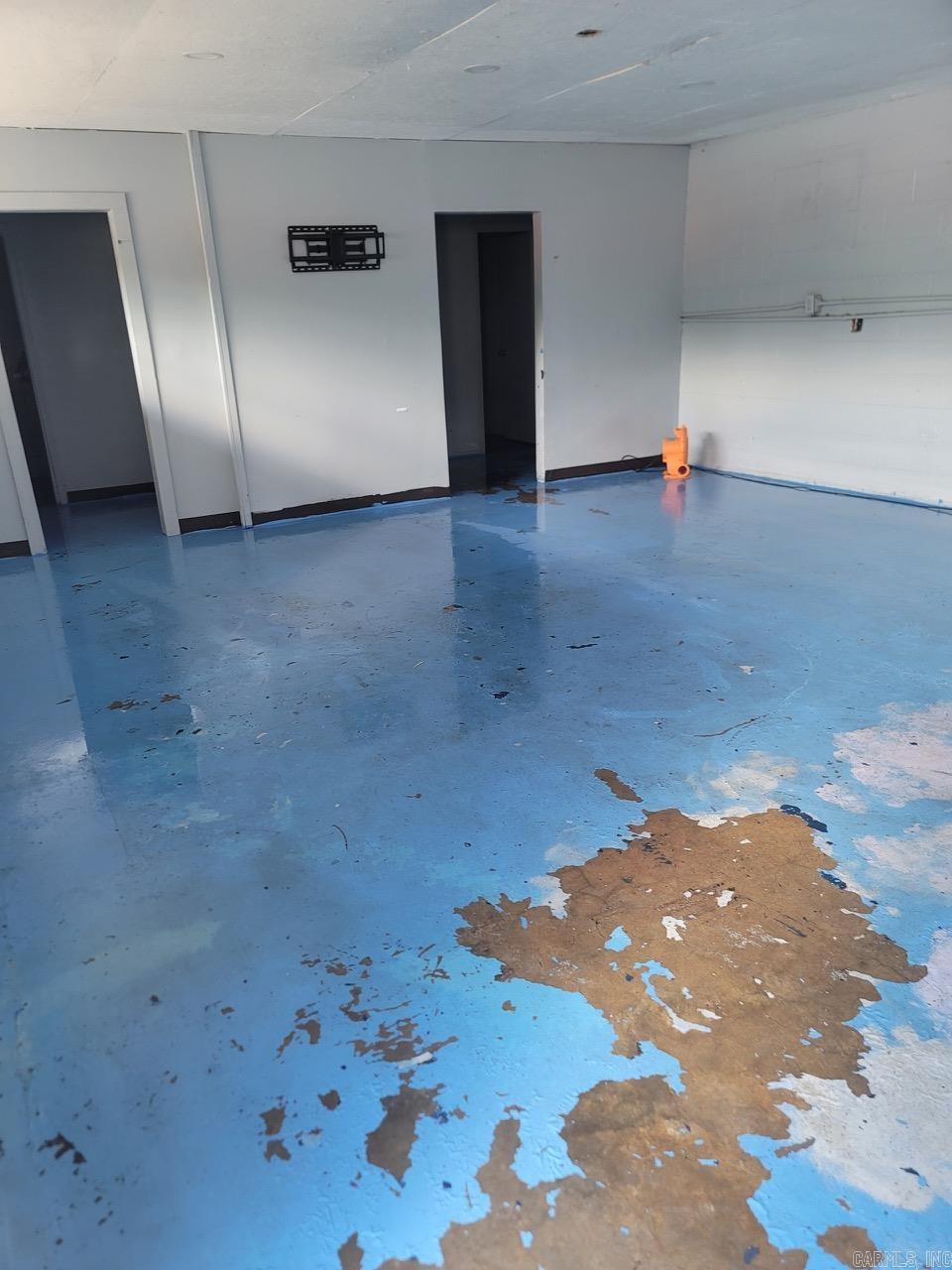 1n-13-21 - Residential Lease