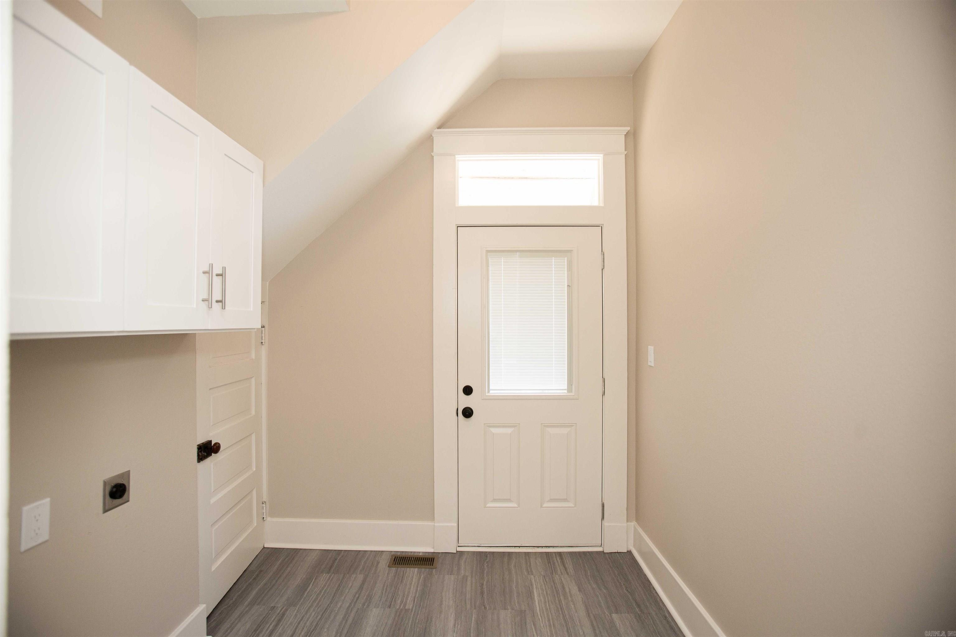 Weldon E Wrights - Residential Lease