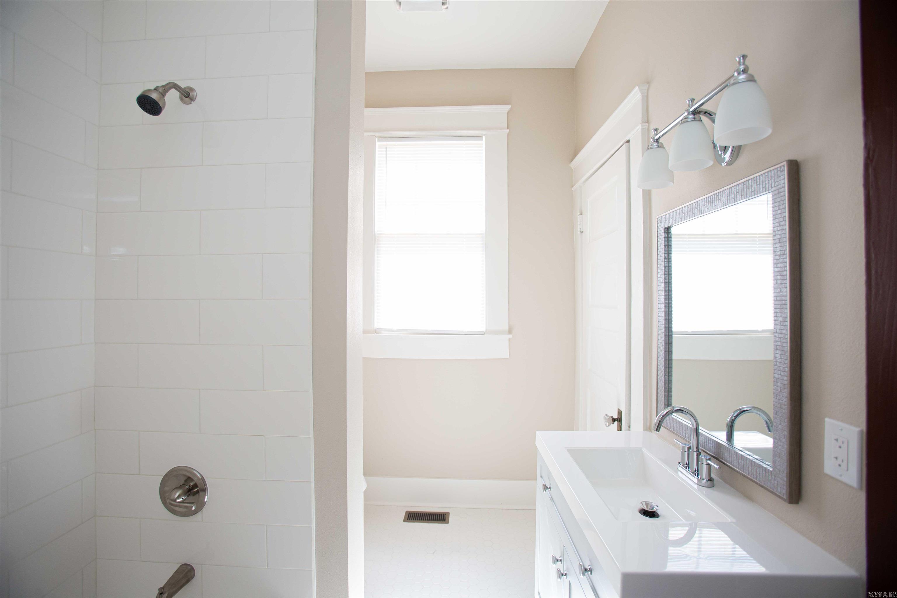 Weldon E Wrights - Residential Lease