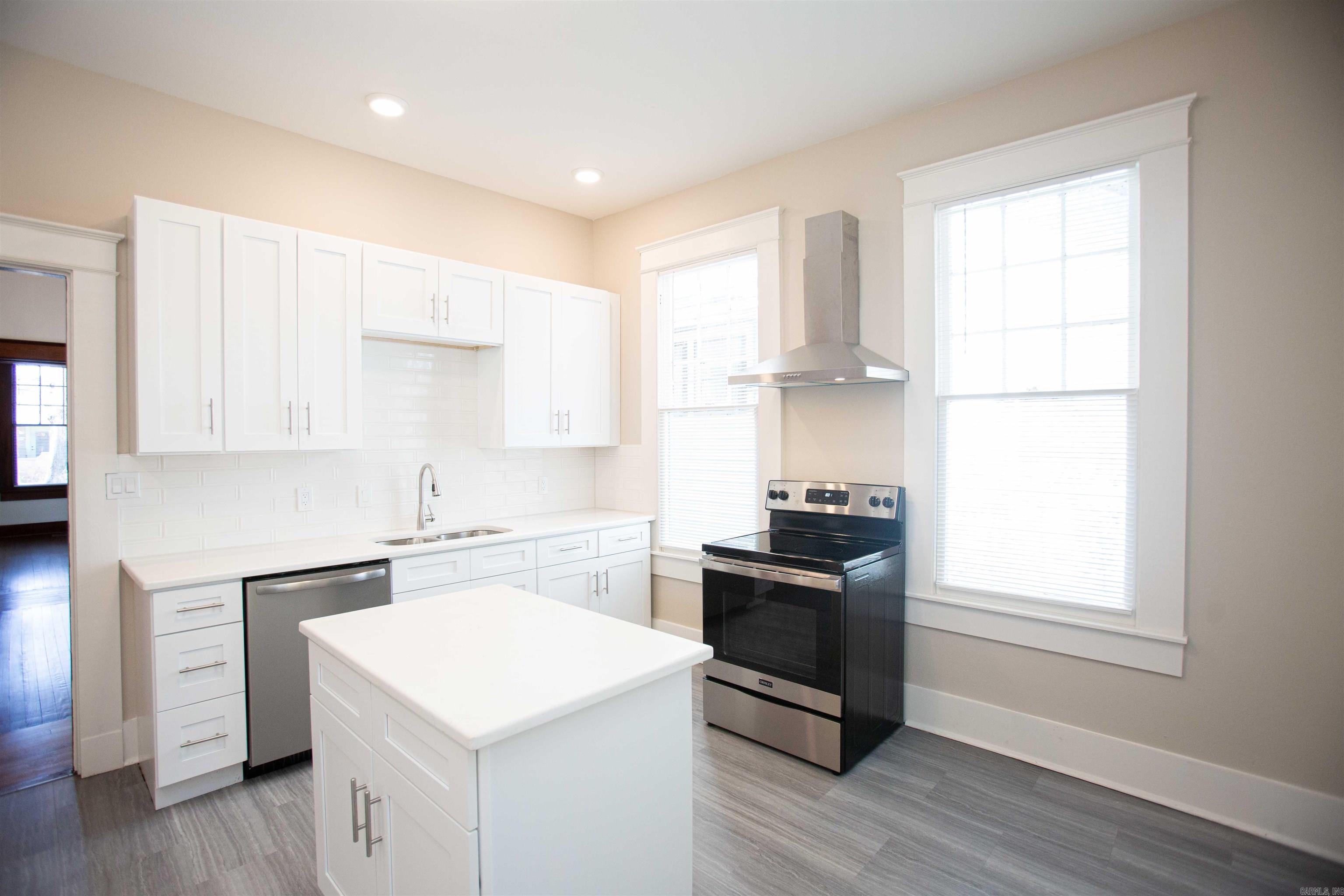 Weldon E Wrights - Residential Lease