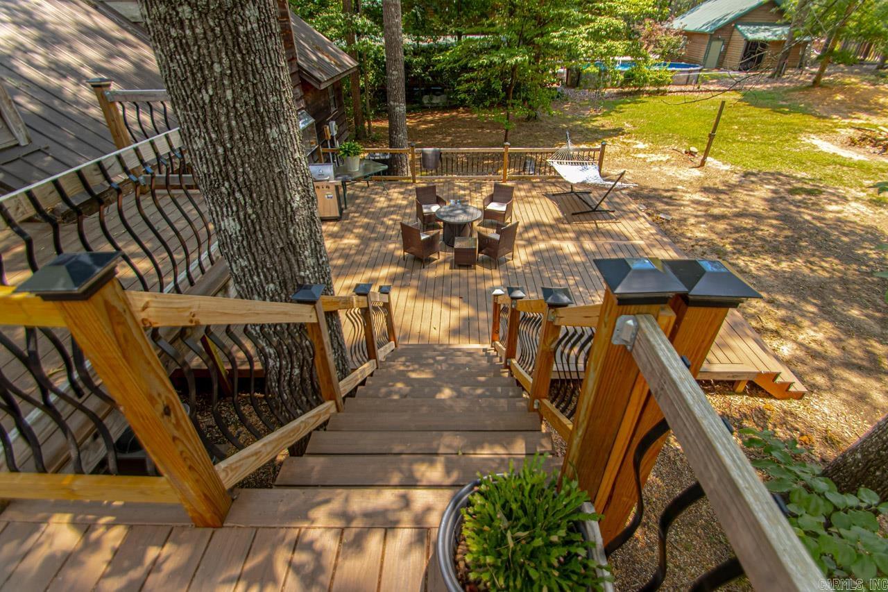 OAK MEADOWS - Residential