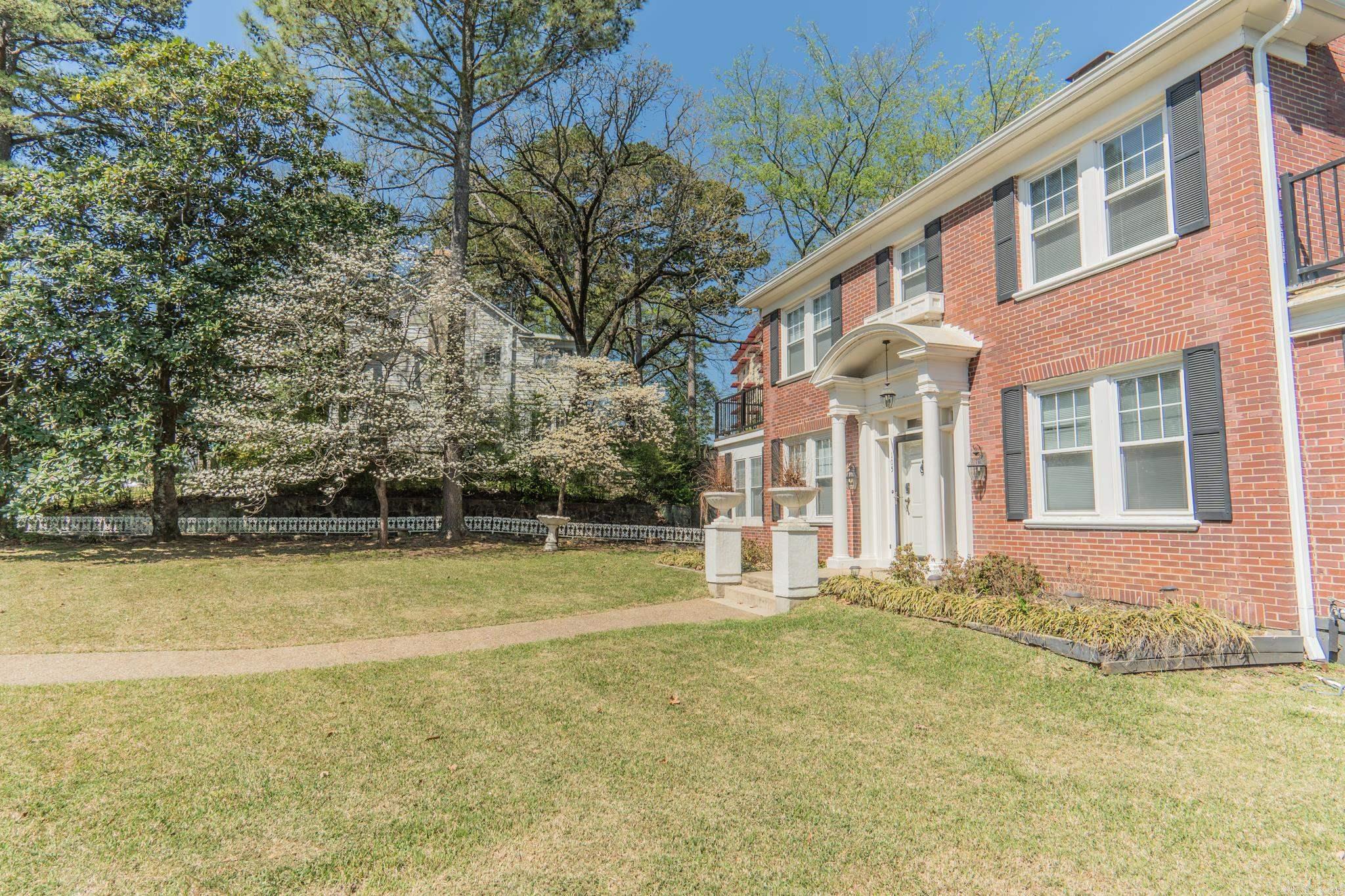 TRIVISTA - Residential