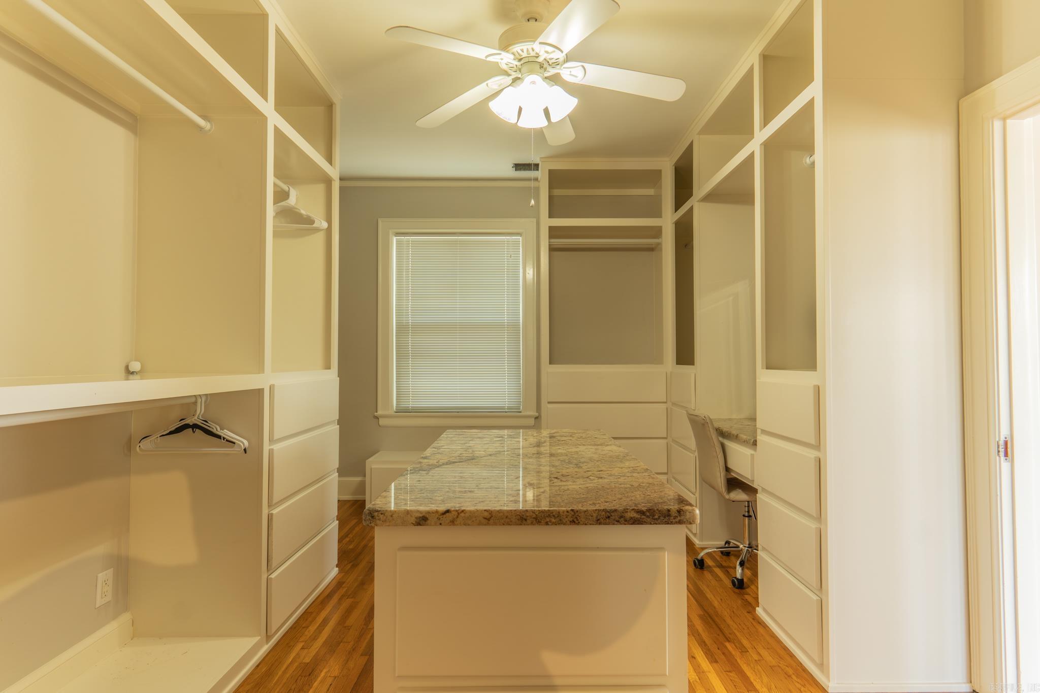 TRIVISTA - Residential