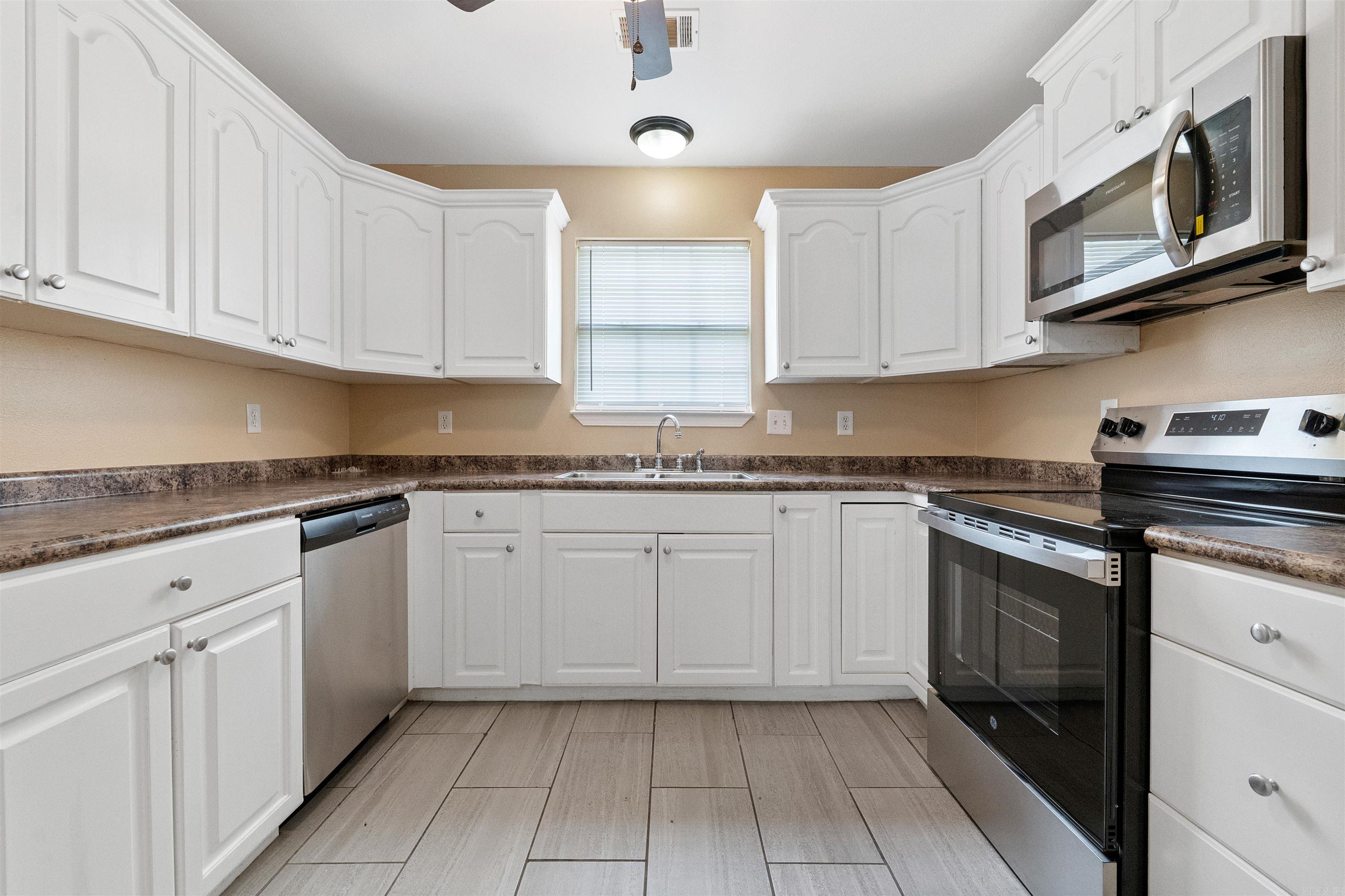 HOLTS INDUSTRIAL - Residential