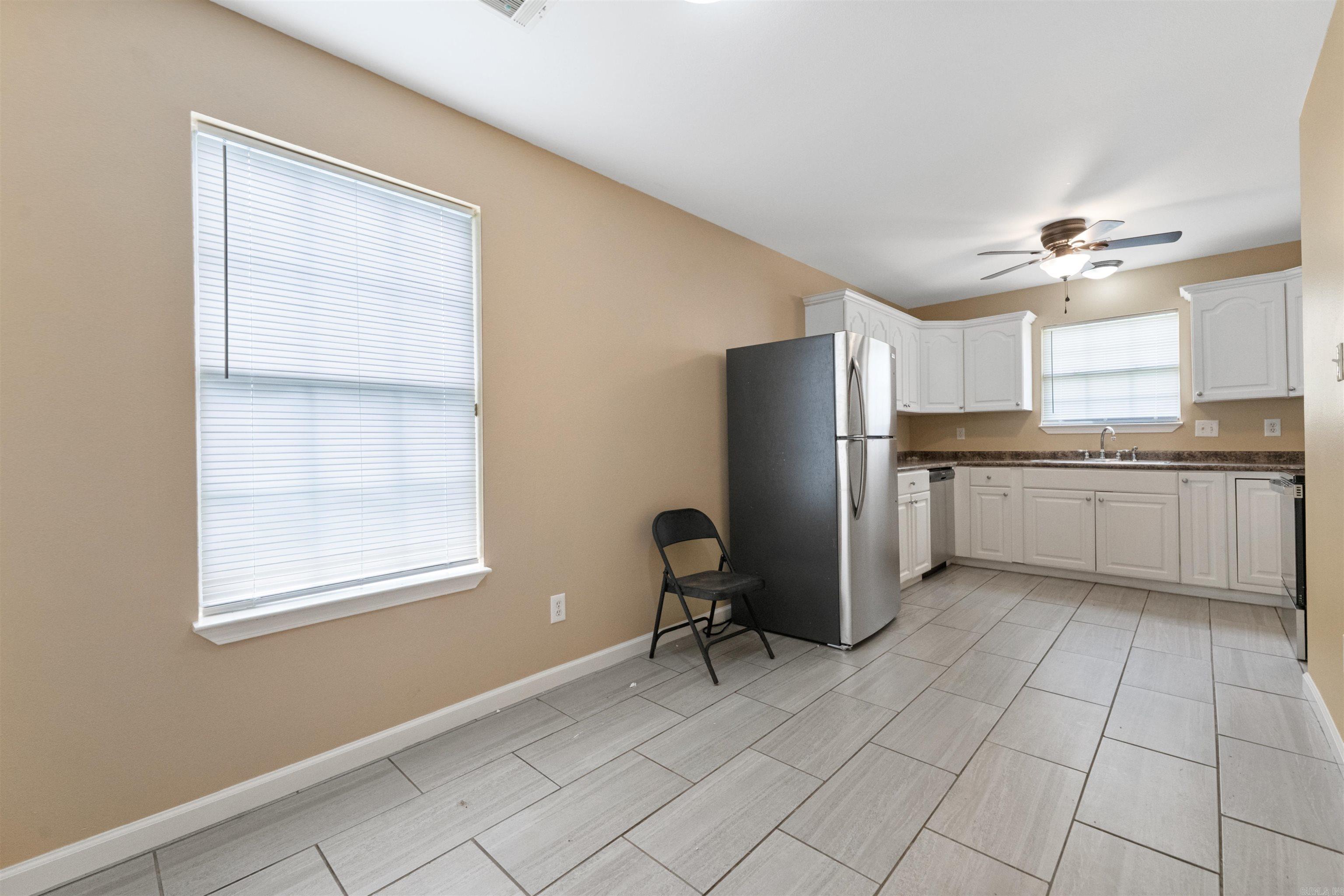 HOLTS INDUSTRIAL - Residential