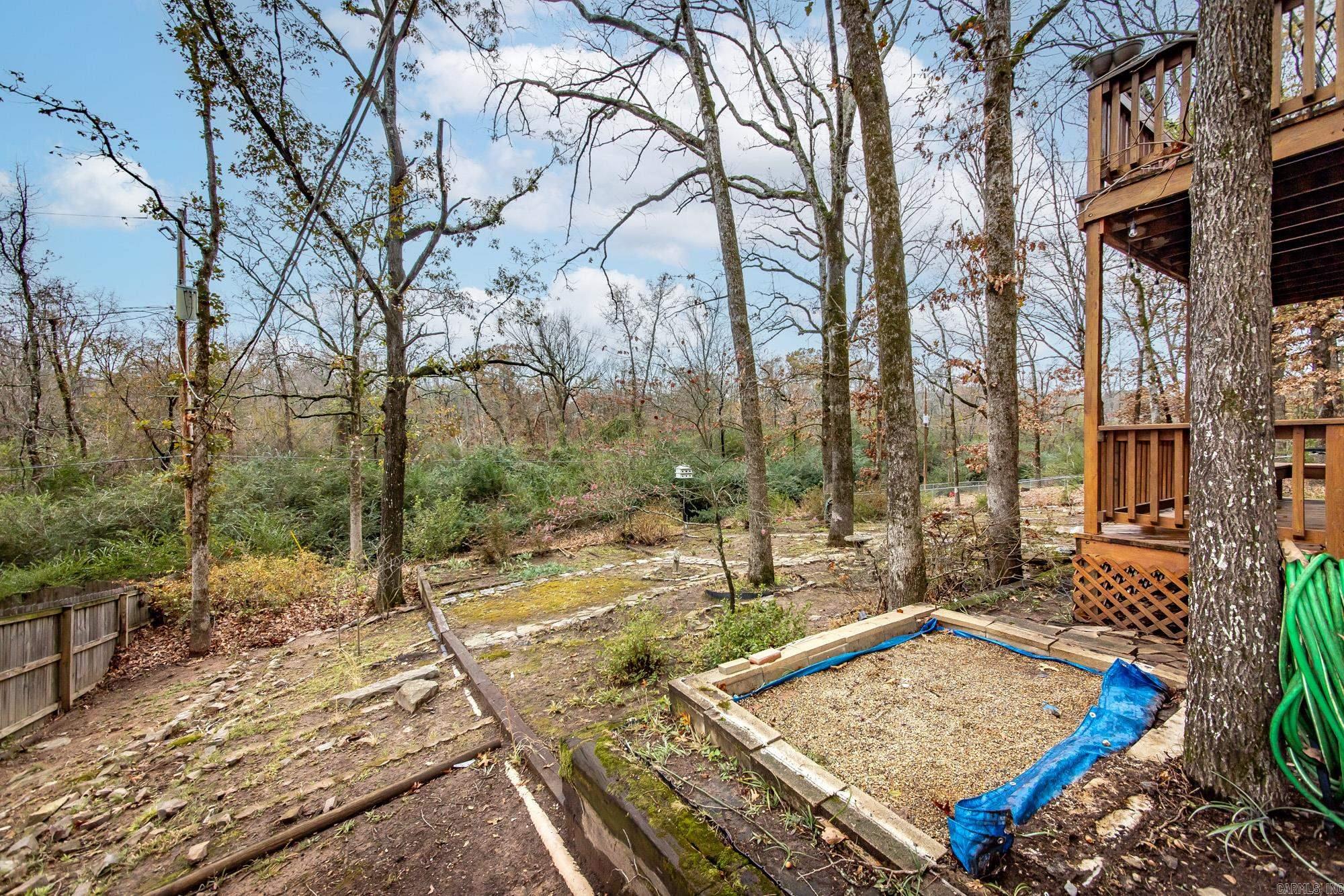 INDIAN HILLS - Residential