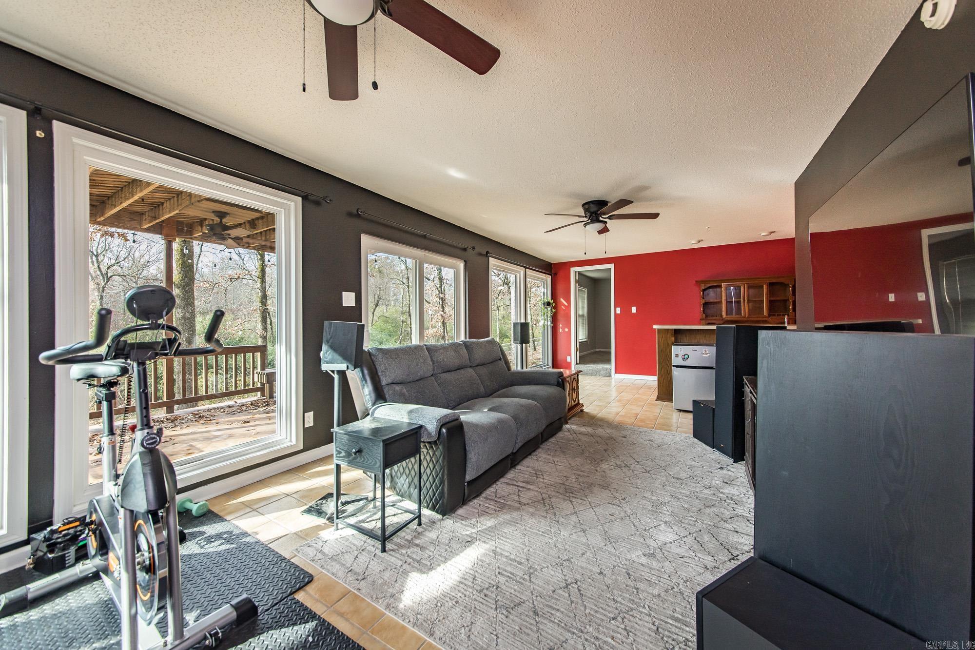 INDIAN HILLS - Residential