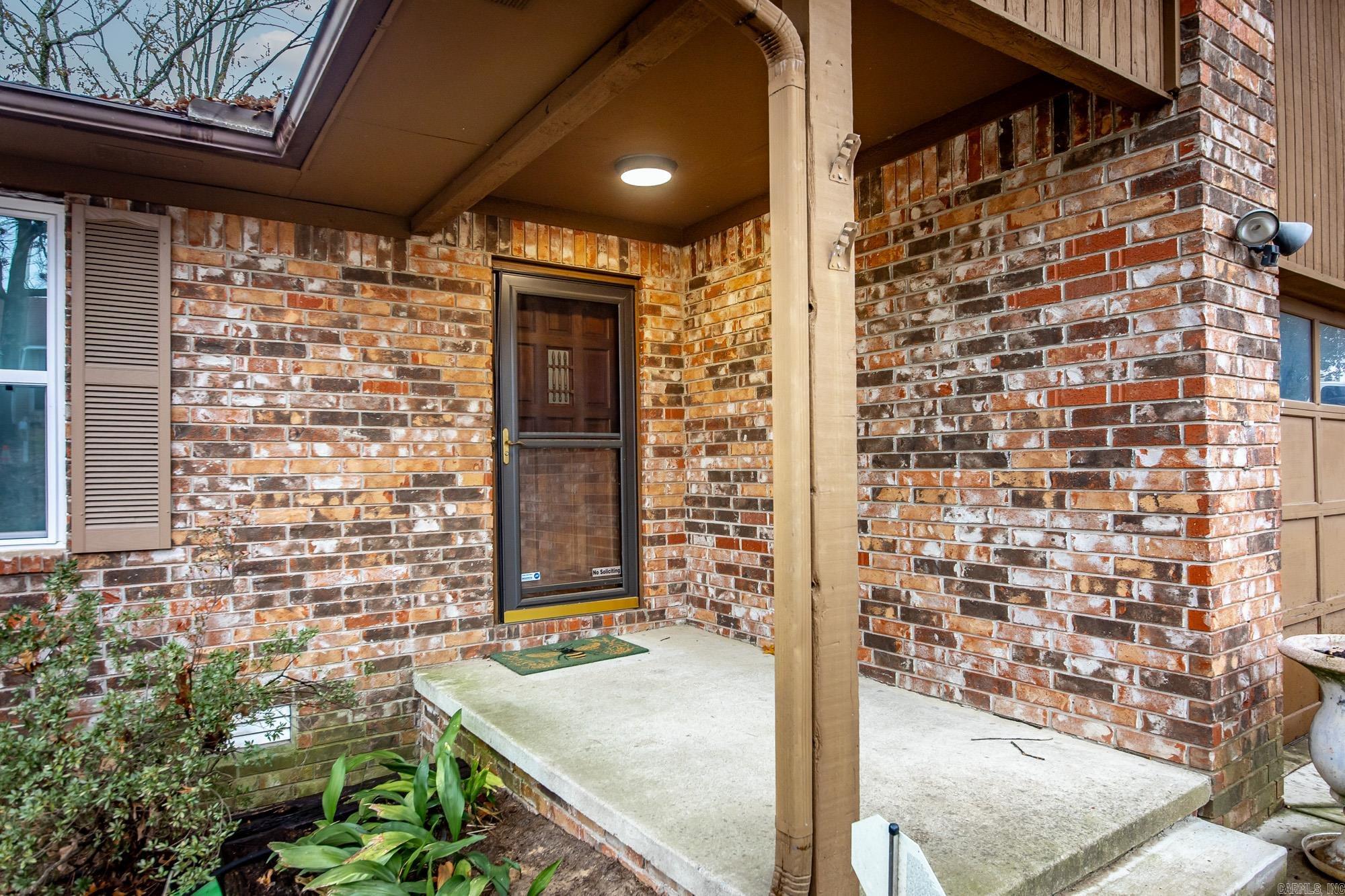 INDIAN HILLS - Residential