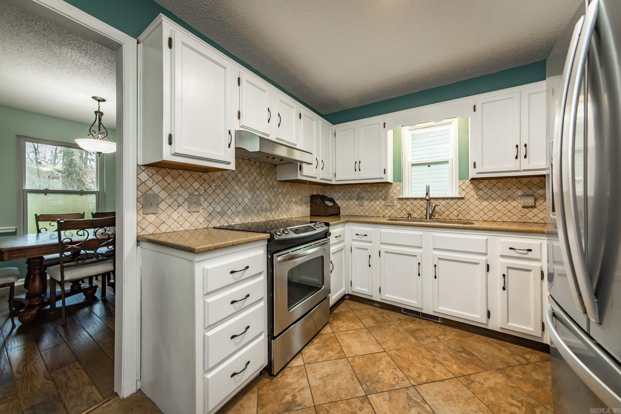 INDIAN HILLS - Residential