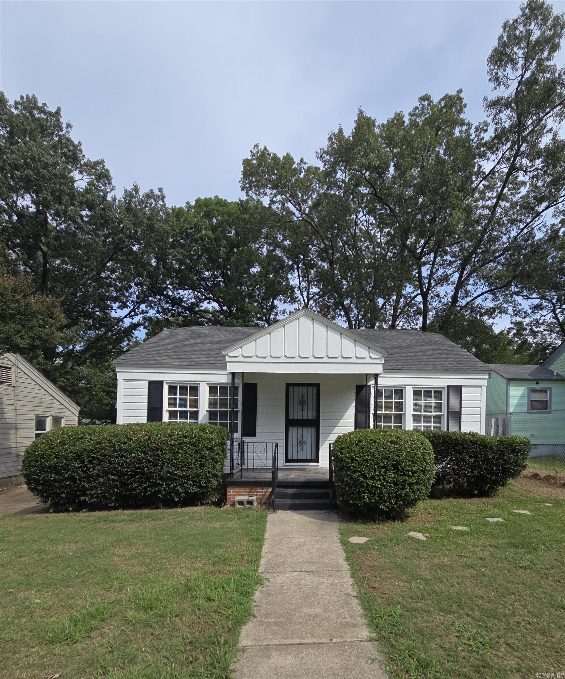 DOWDY & TERRY - Residential