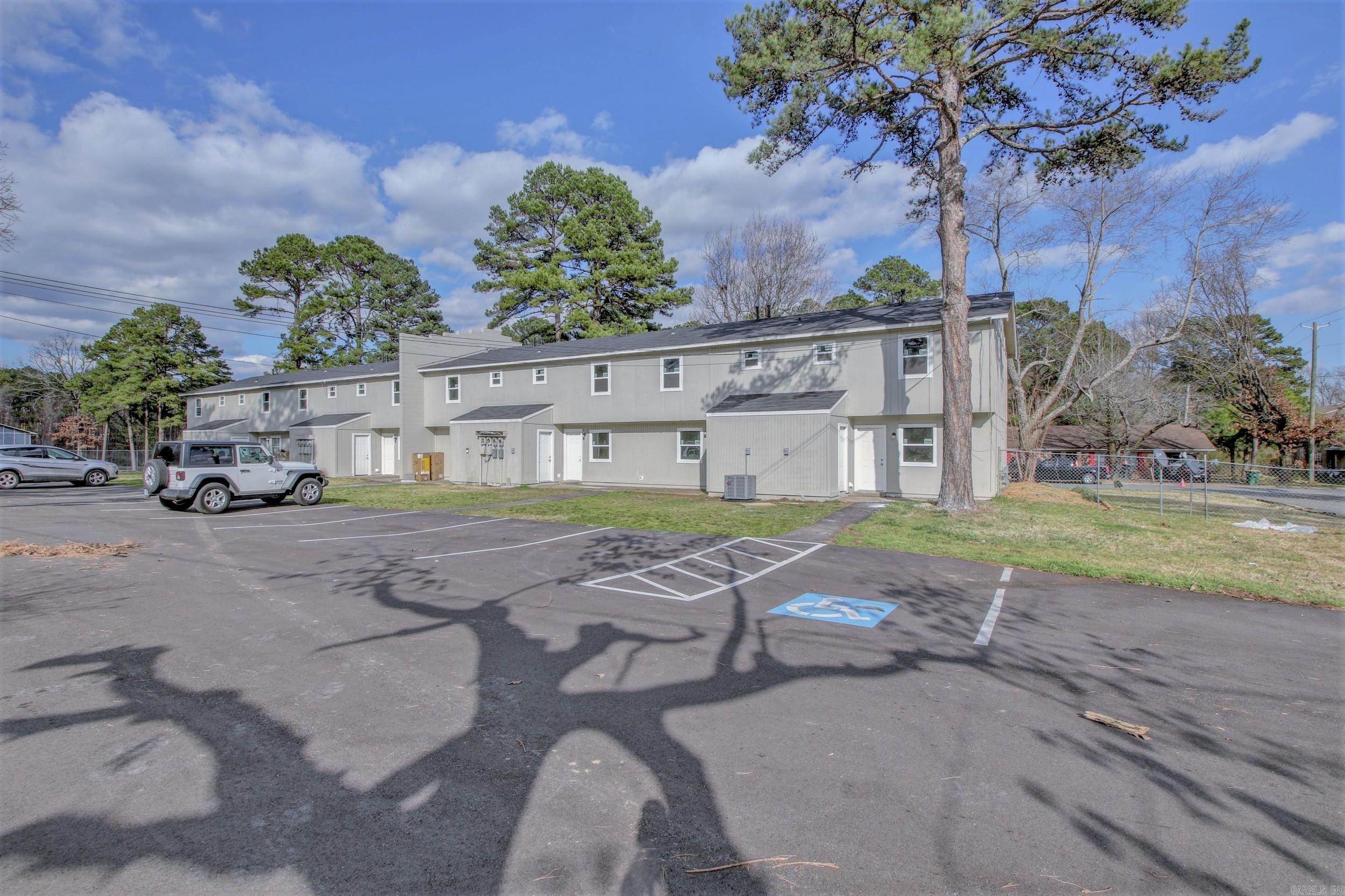 Le Bette Manor - Residential Income