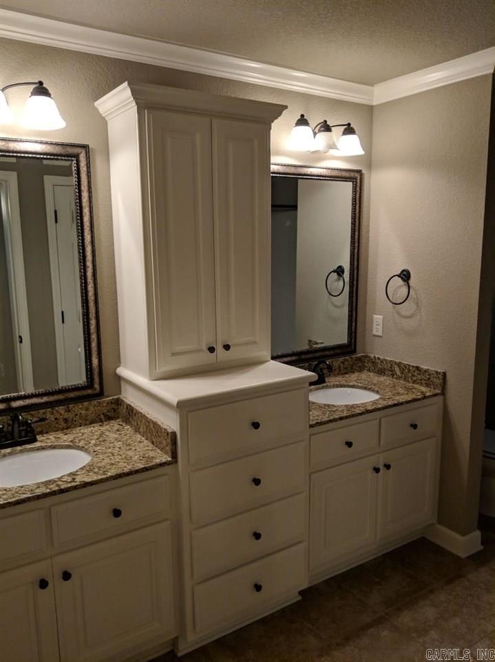 Cross Creek - Residential Lease