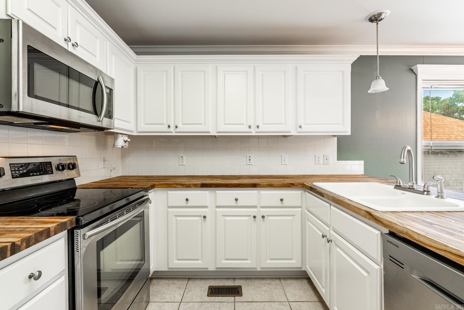 NORTH POINTE ADDN - Residential