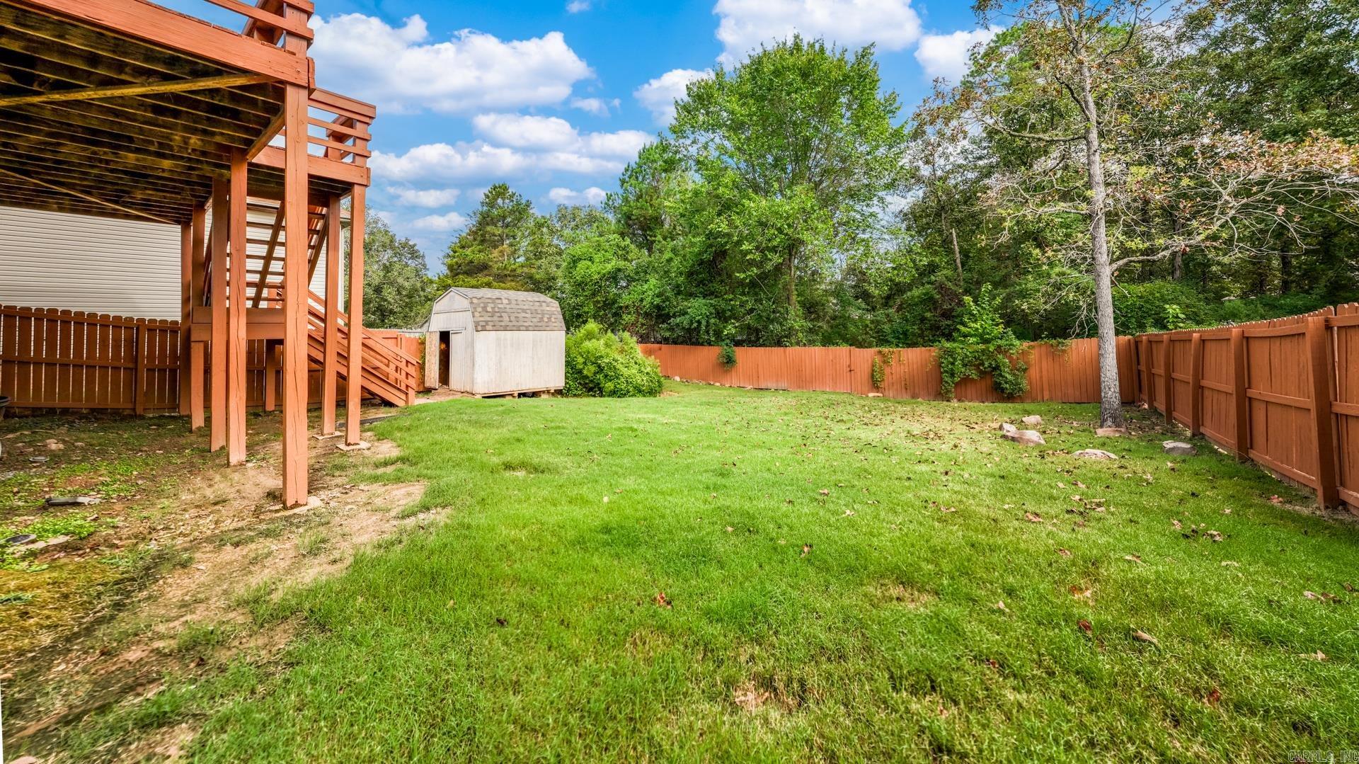 NORTH POINTE ADDN - Residential