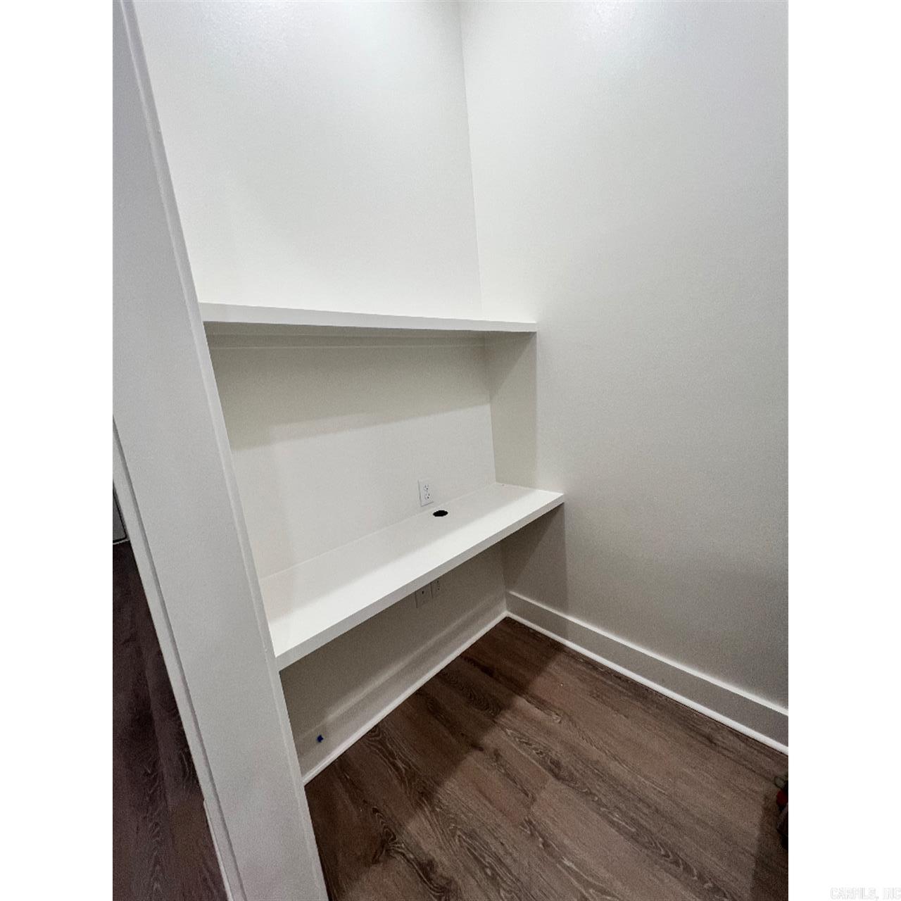 Weldon E Wrights - Residential