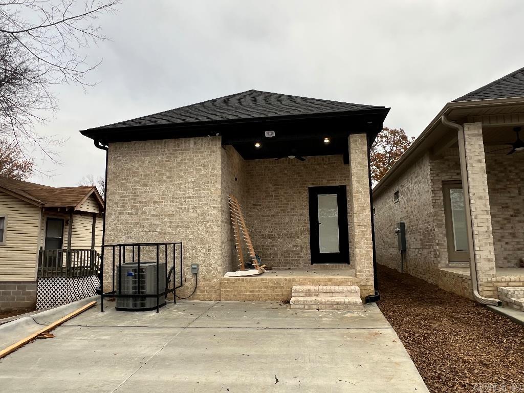 Weldon E Wrights - Residential