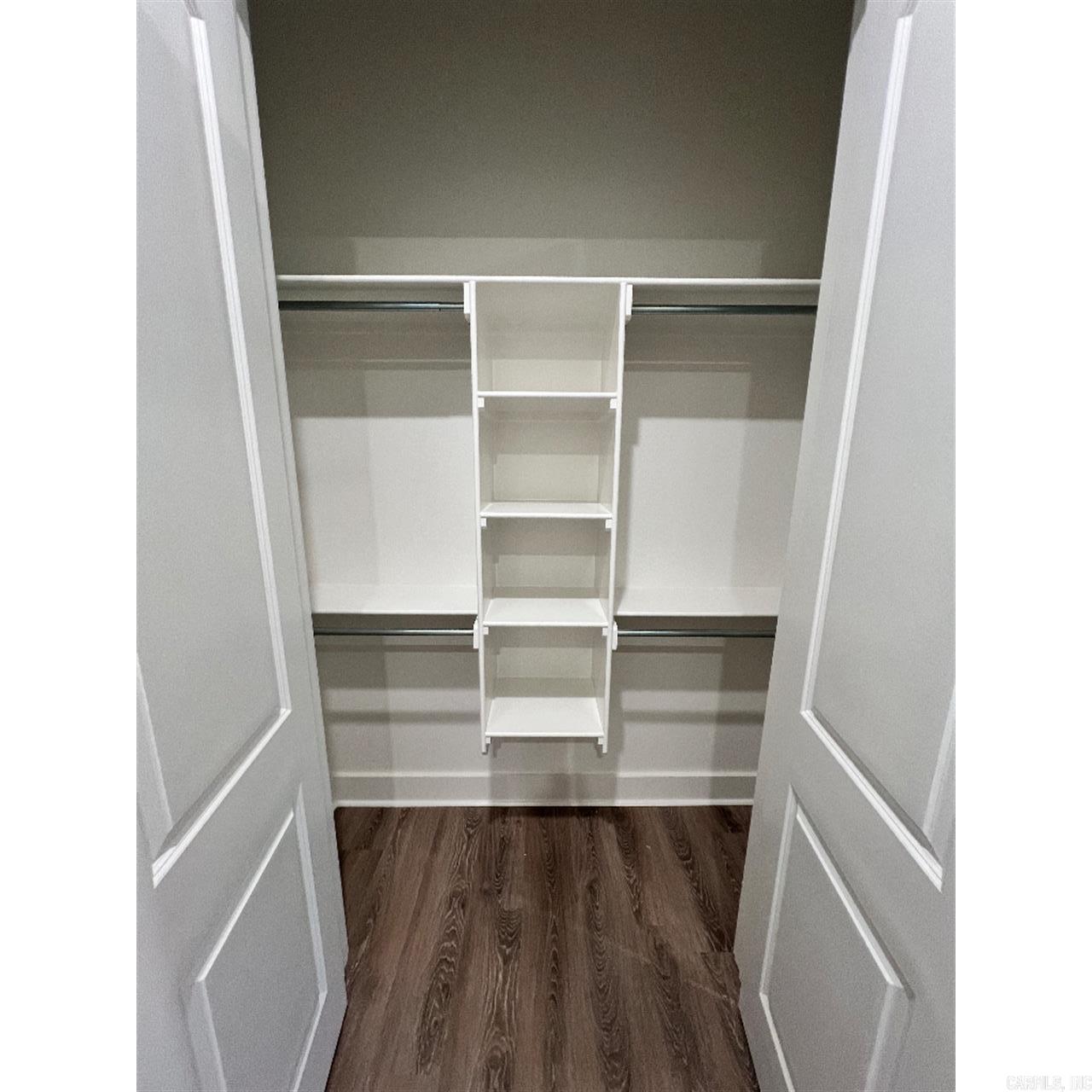 Weldon E Wrights - Residential