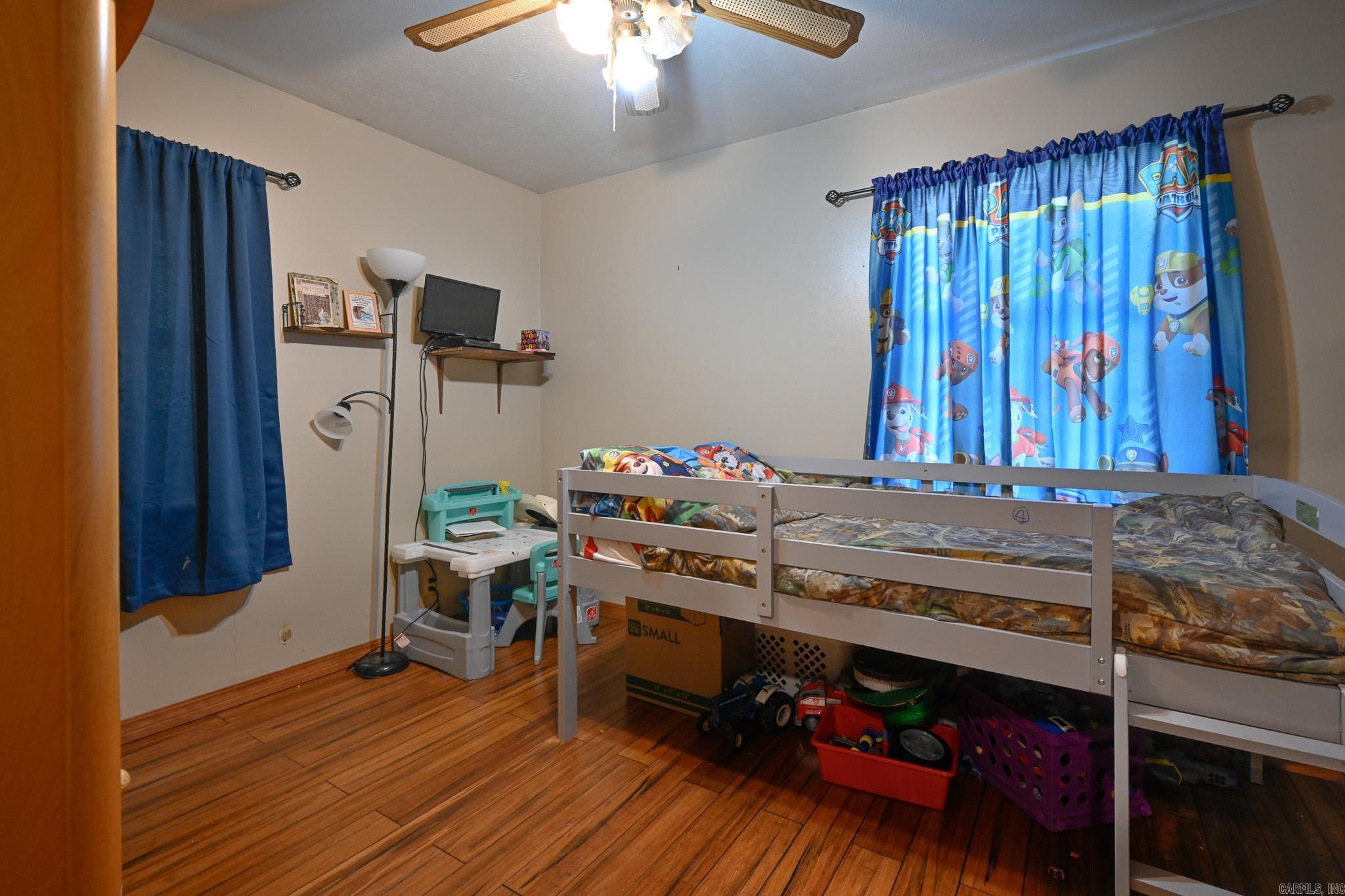 HAMILTONS ADDITION - Residential