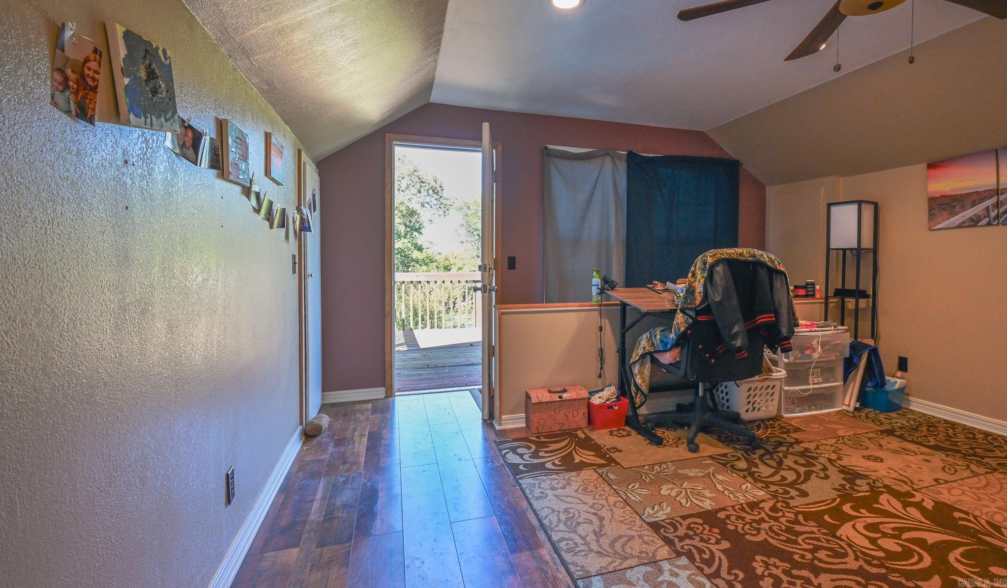 HAMILTONS ADDITION - Residential