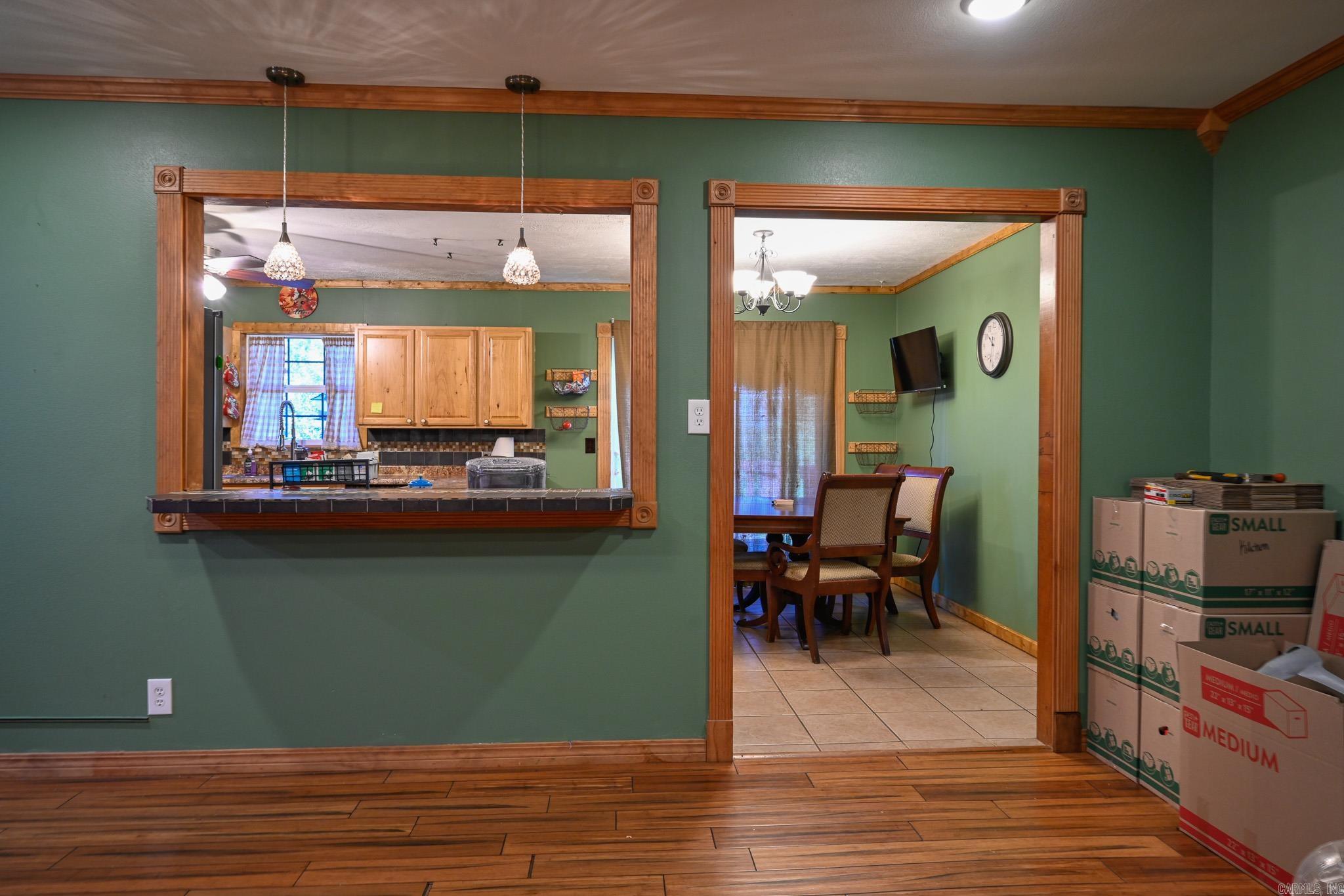 HAMILTONS ADDITION - Residential