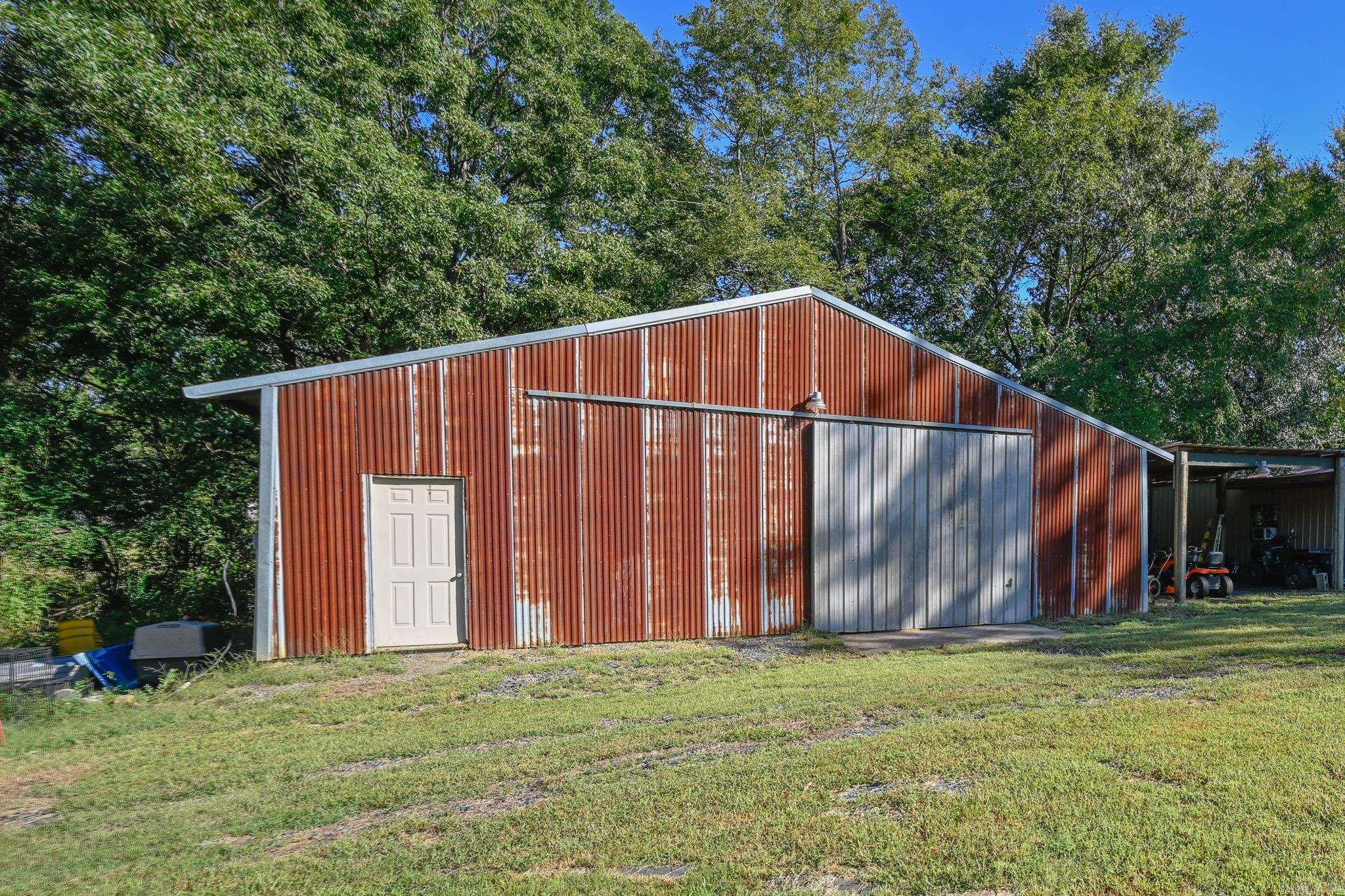 HAMILTONS ADDITION - Residential