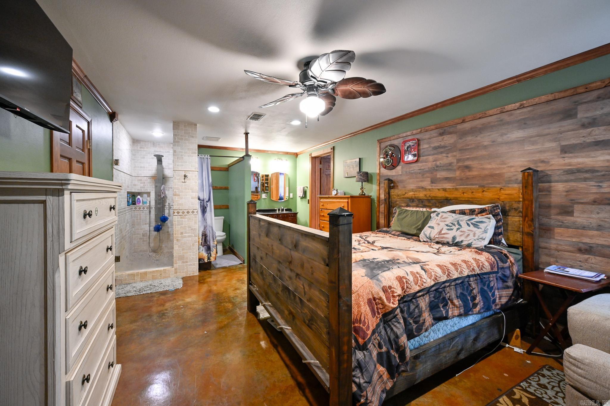 HAMILTONS ADDITION - Residential