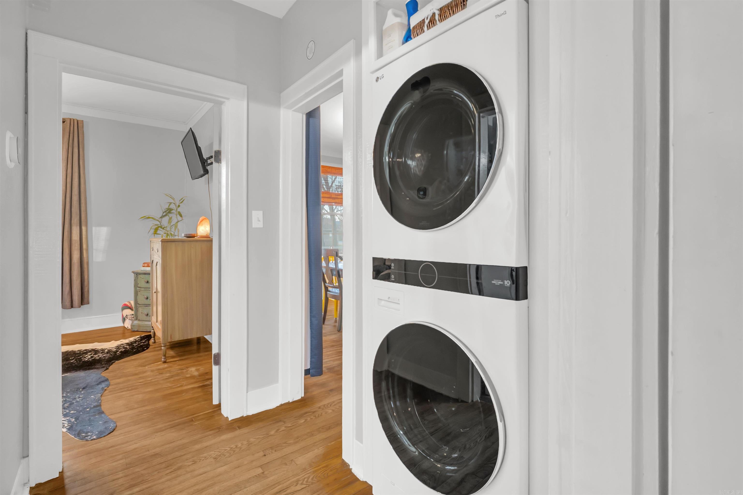 CLIFTONS ADDN - Residential