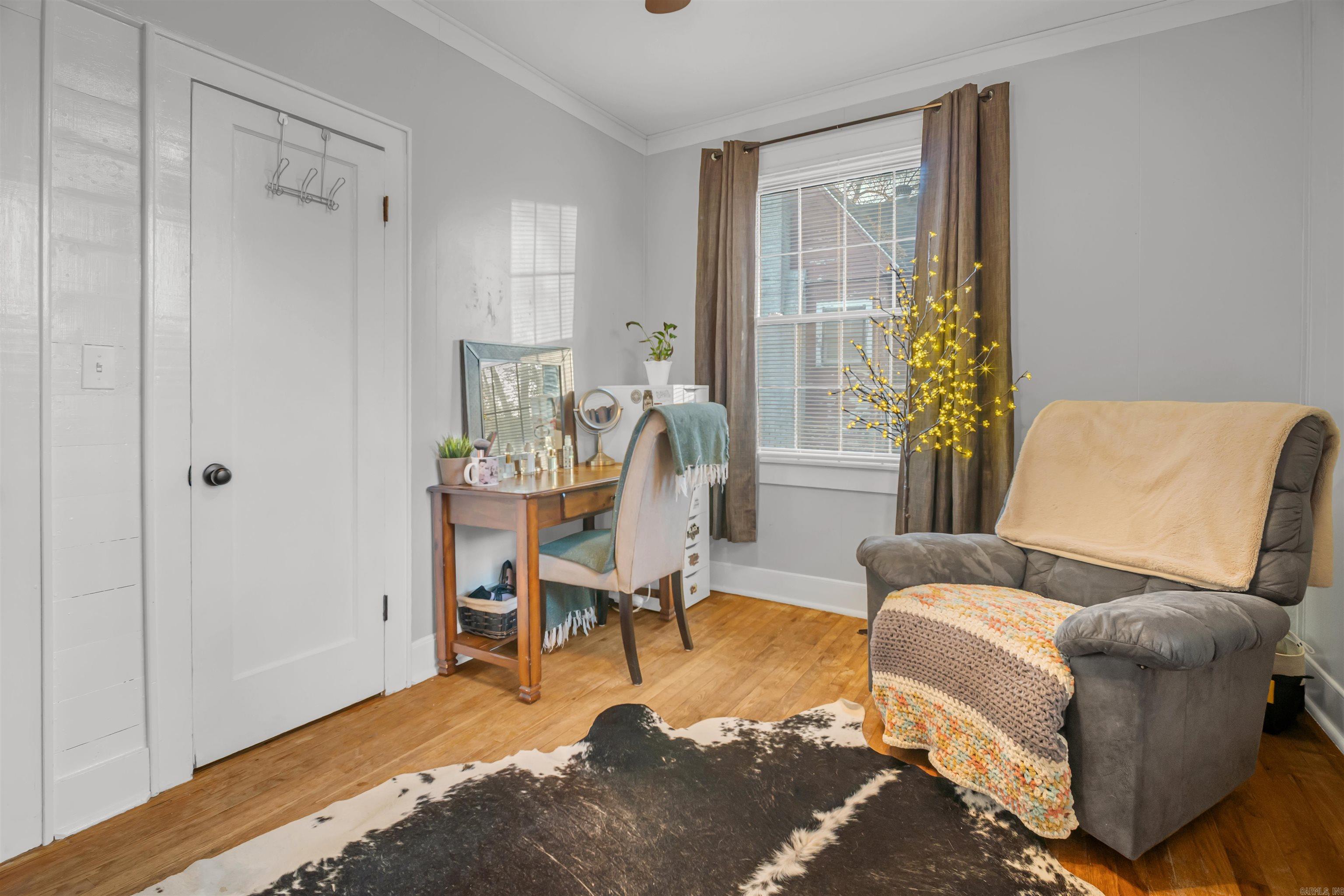 CLIFTONS ADDN - Residential