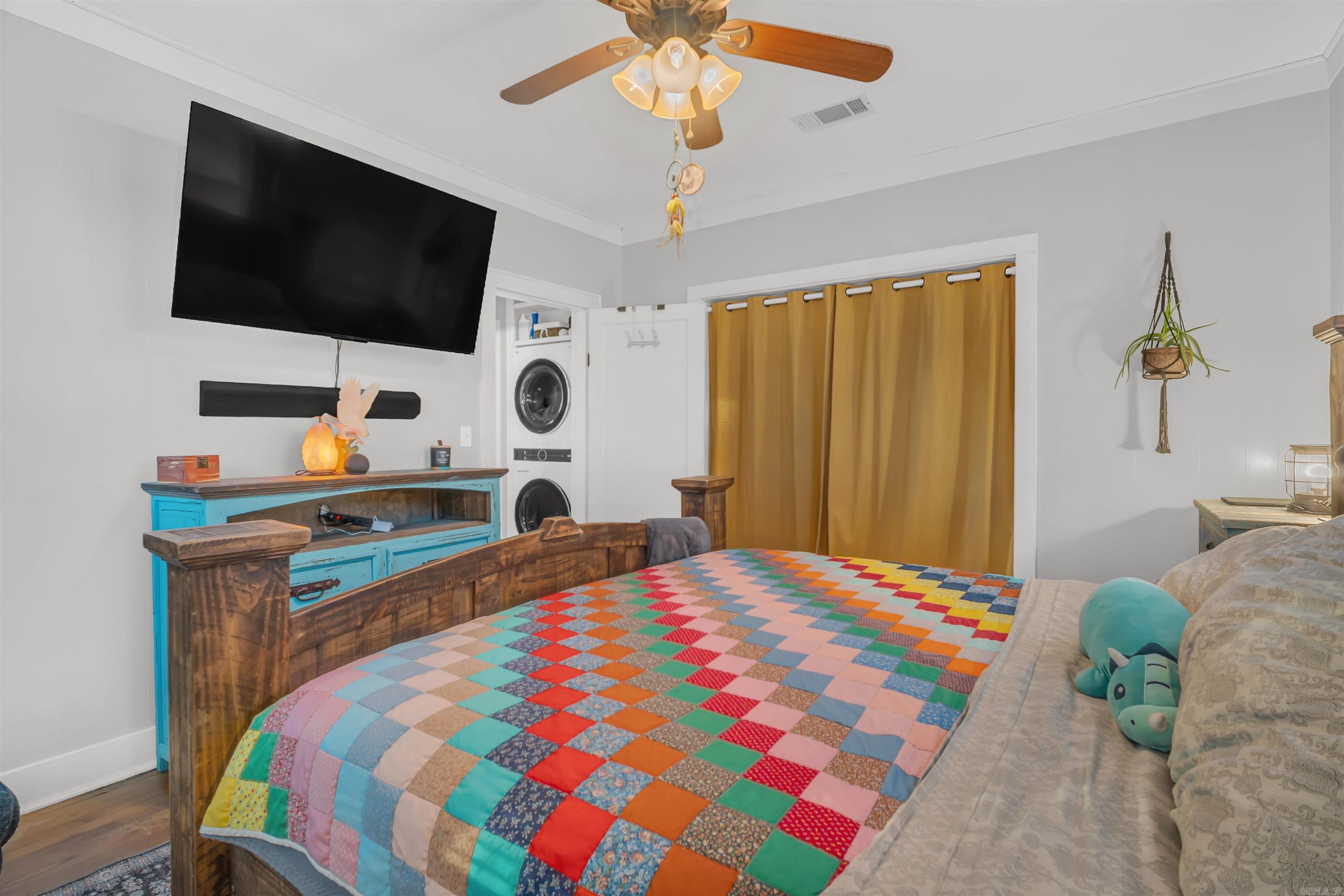 CLIFTONS ADDN - Residential