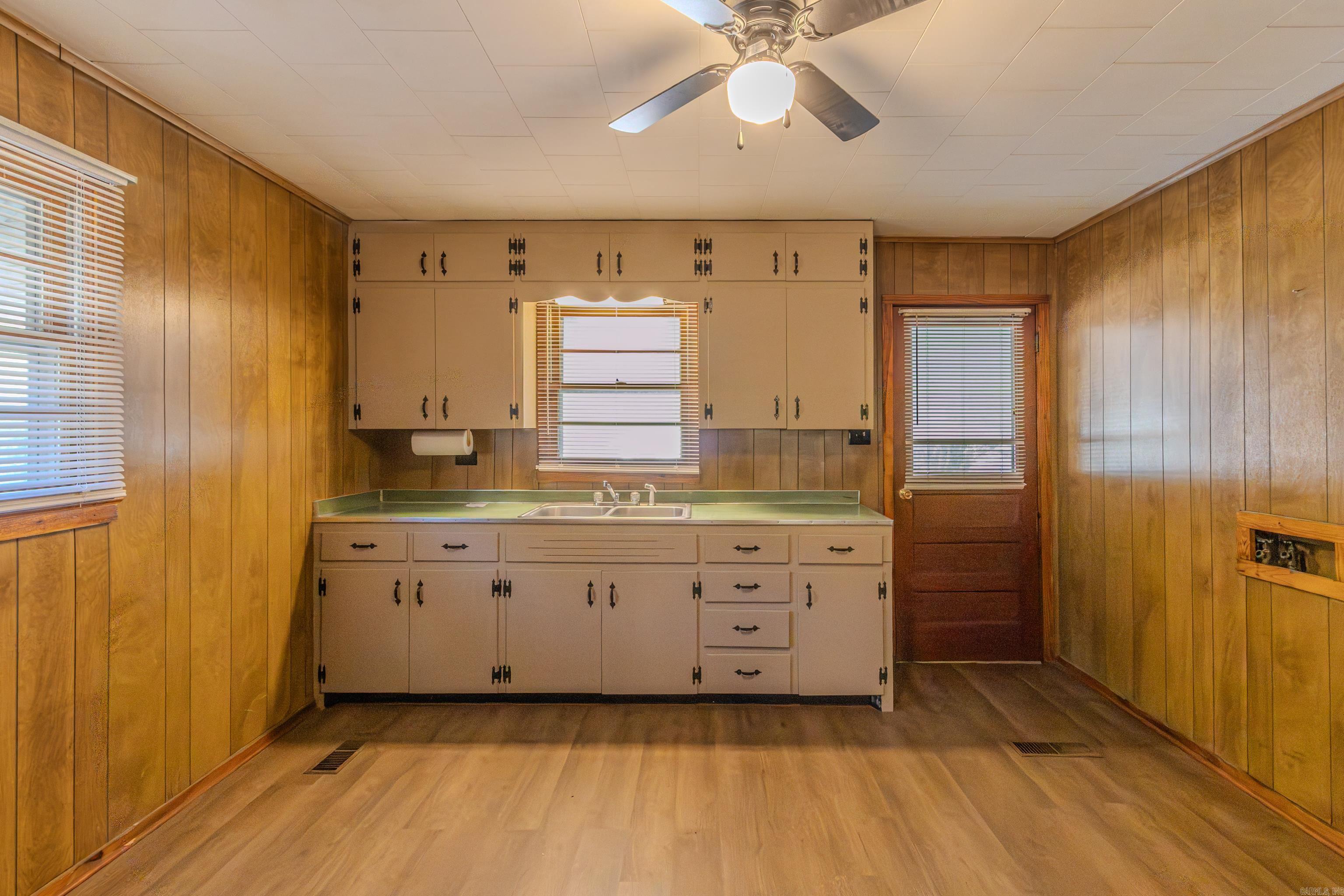 HOWELL - Residential