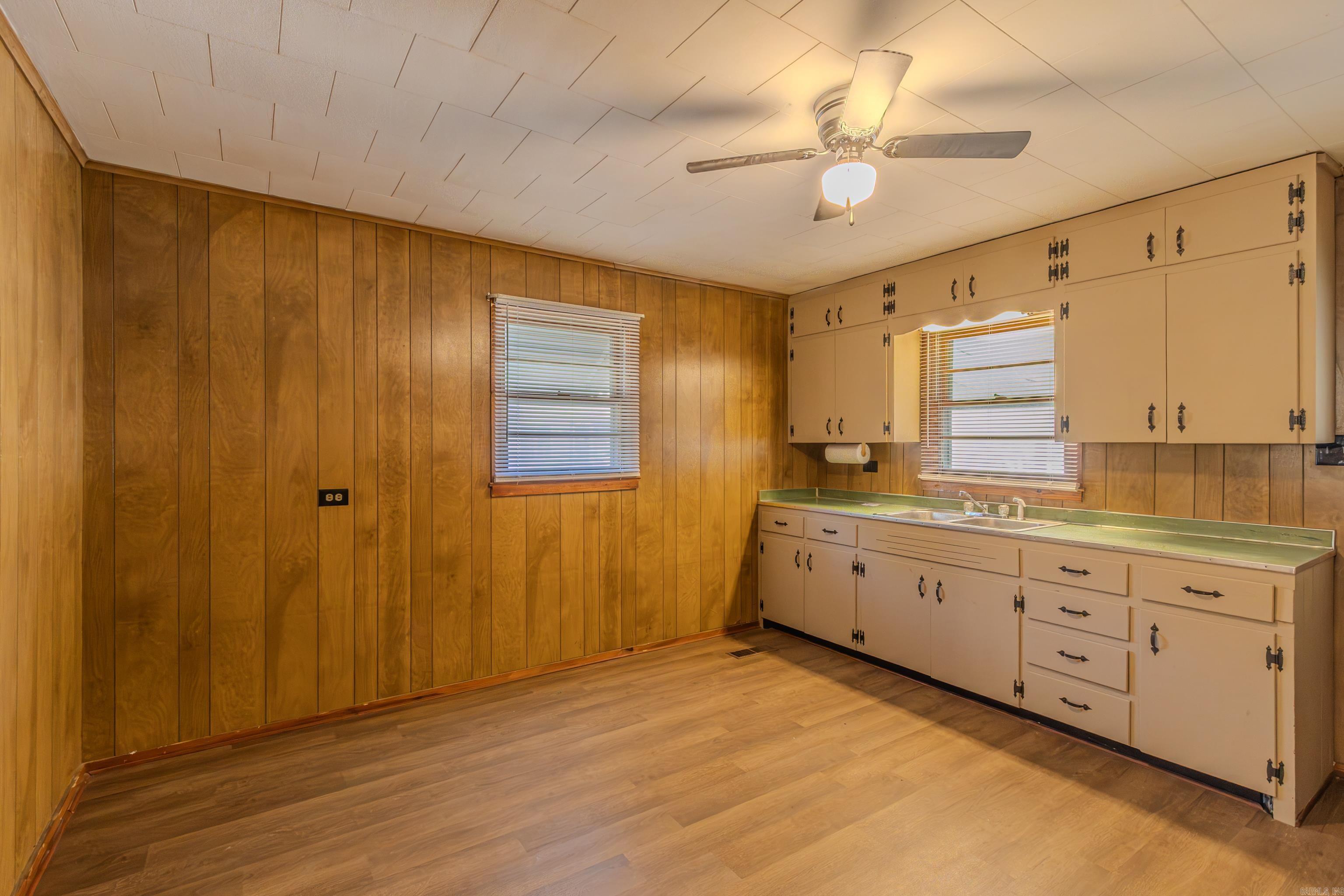 HOWELL - Residential