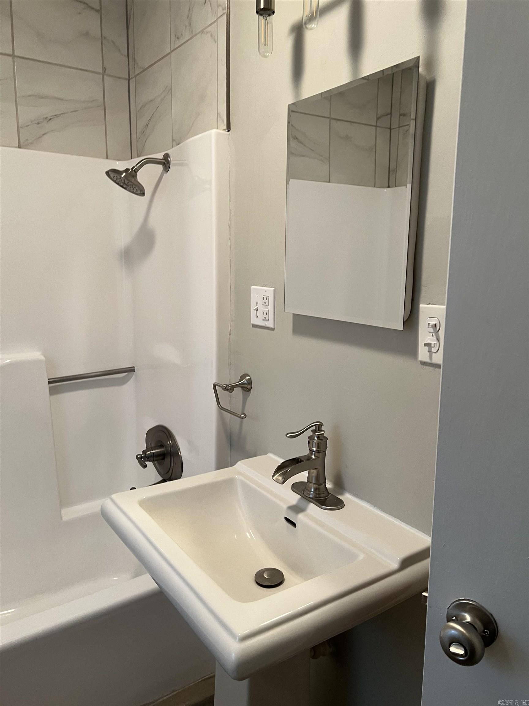 Thompson - Residential