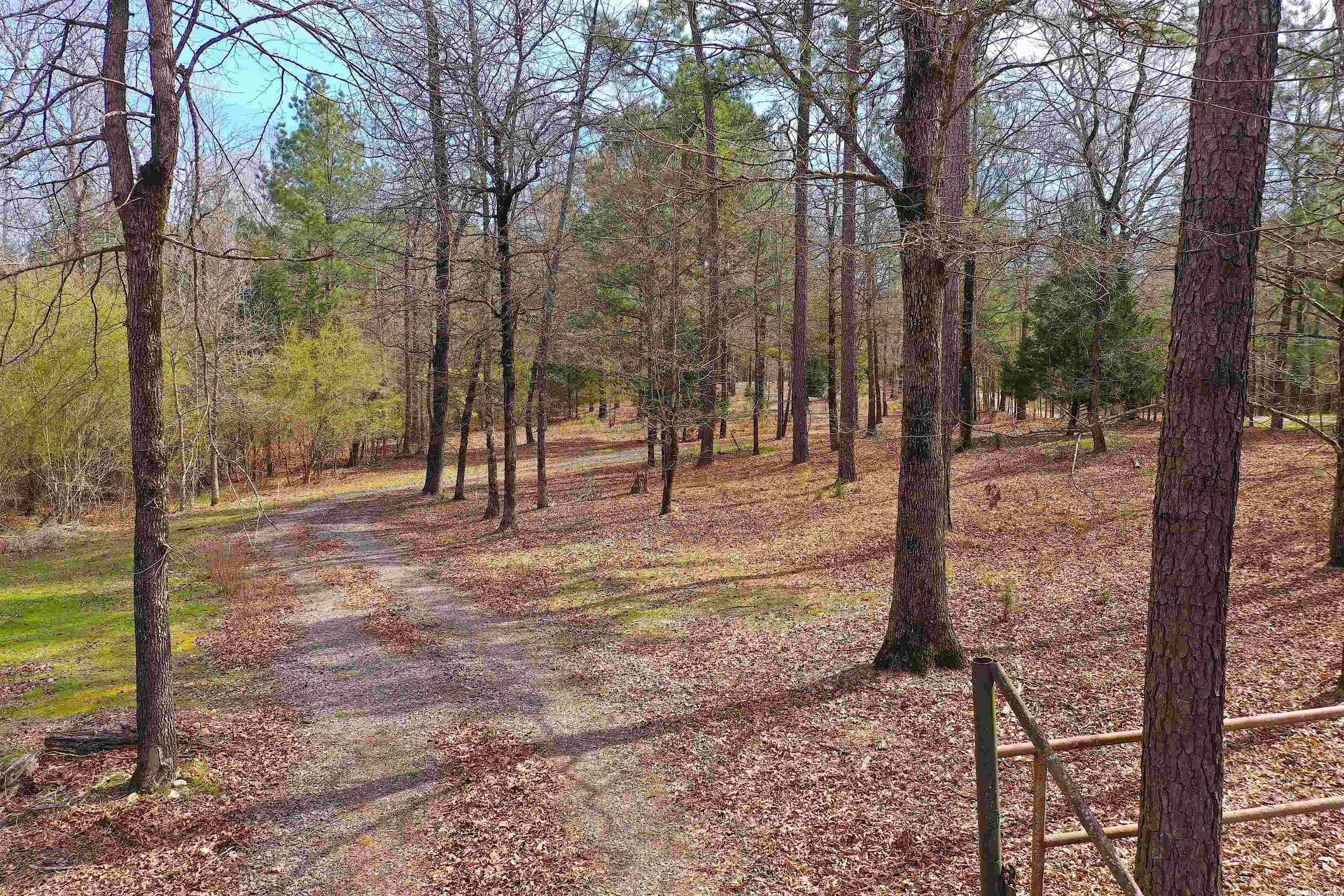 Metes & Bounds - Land