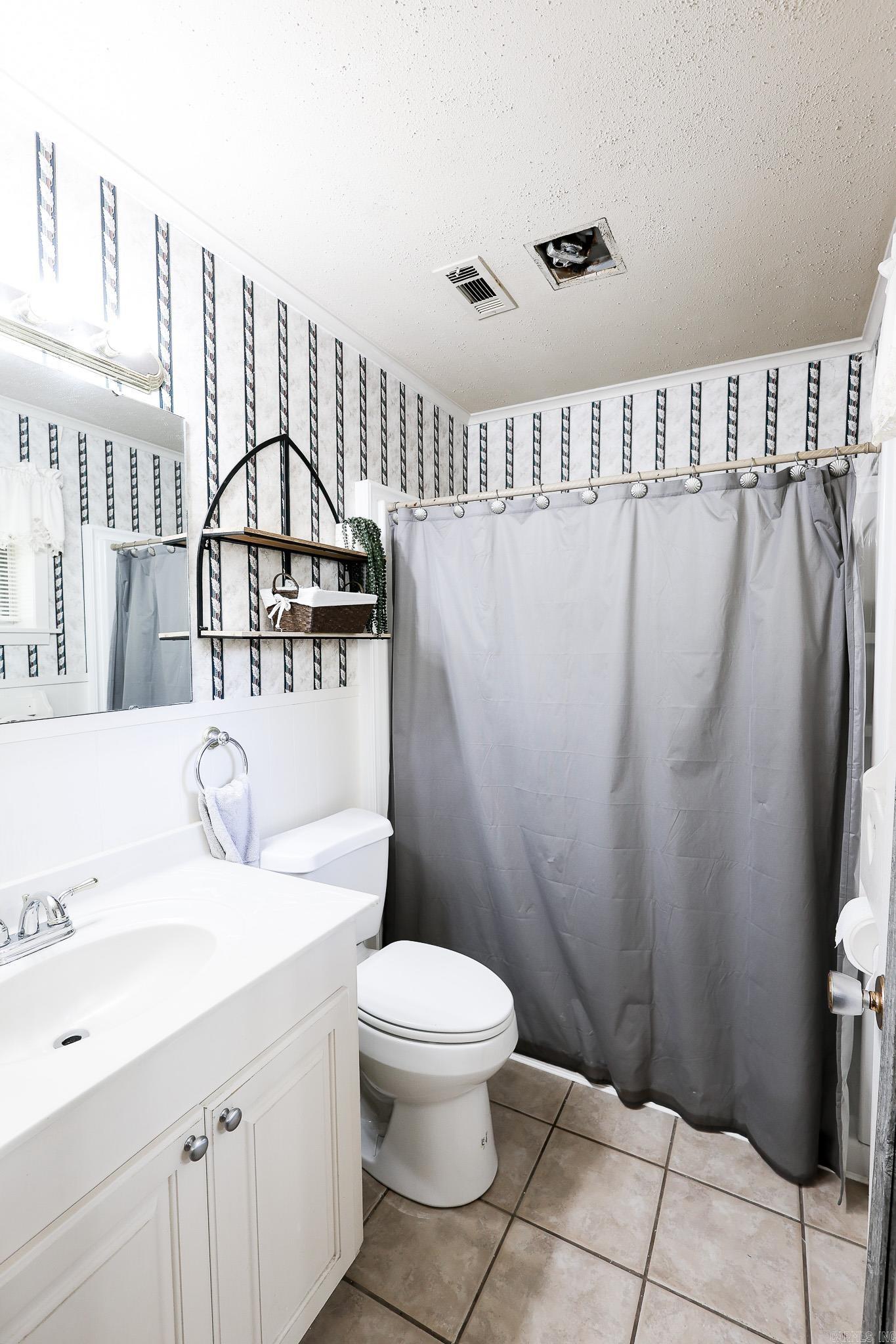 Raquet Club - Residential