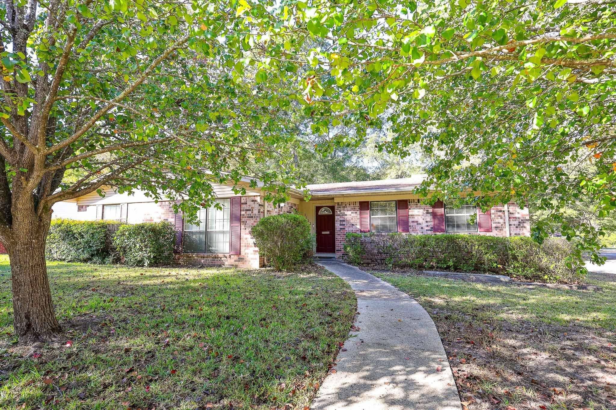 Raquet Club - Residential