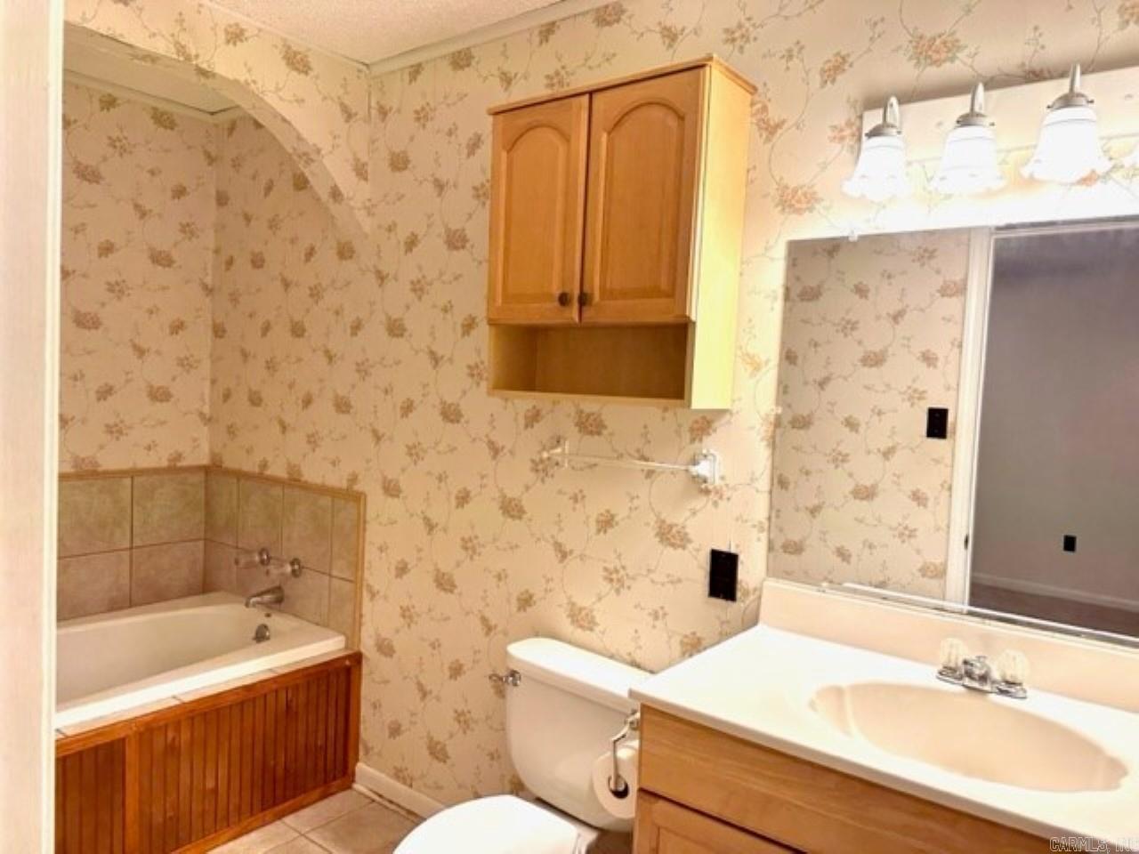 WEDGEWOOD HILLS - Residential