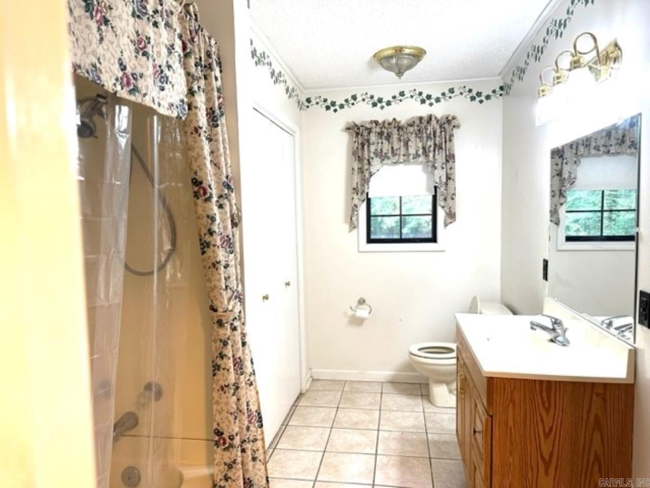 WEDGEWOOD HILLS - Residential