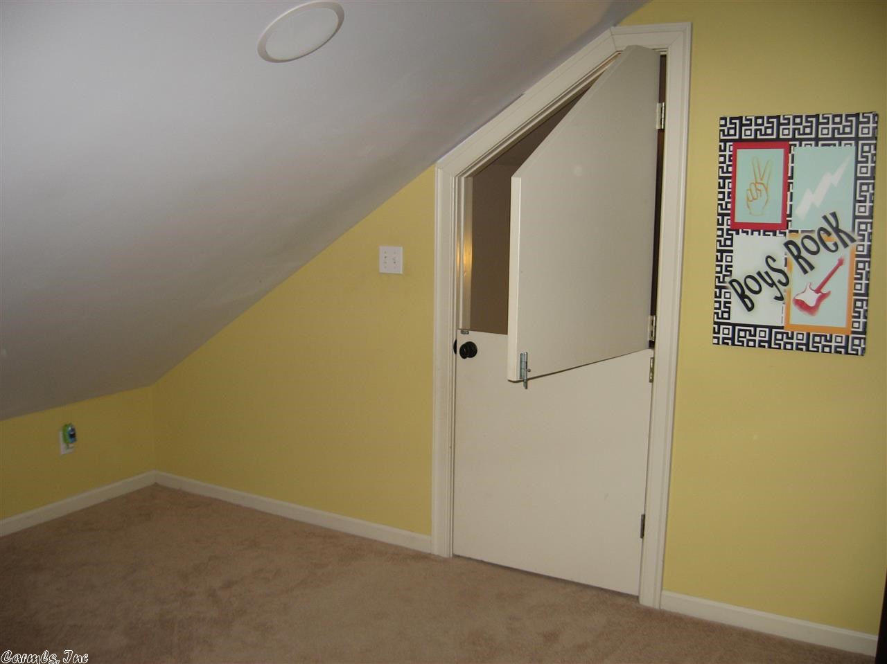 PEBBLE BEACH ESTATES - Residential