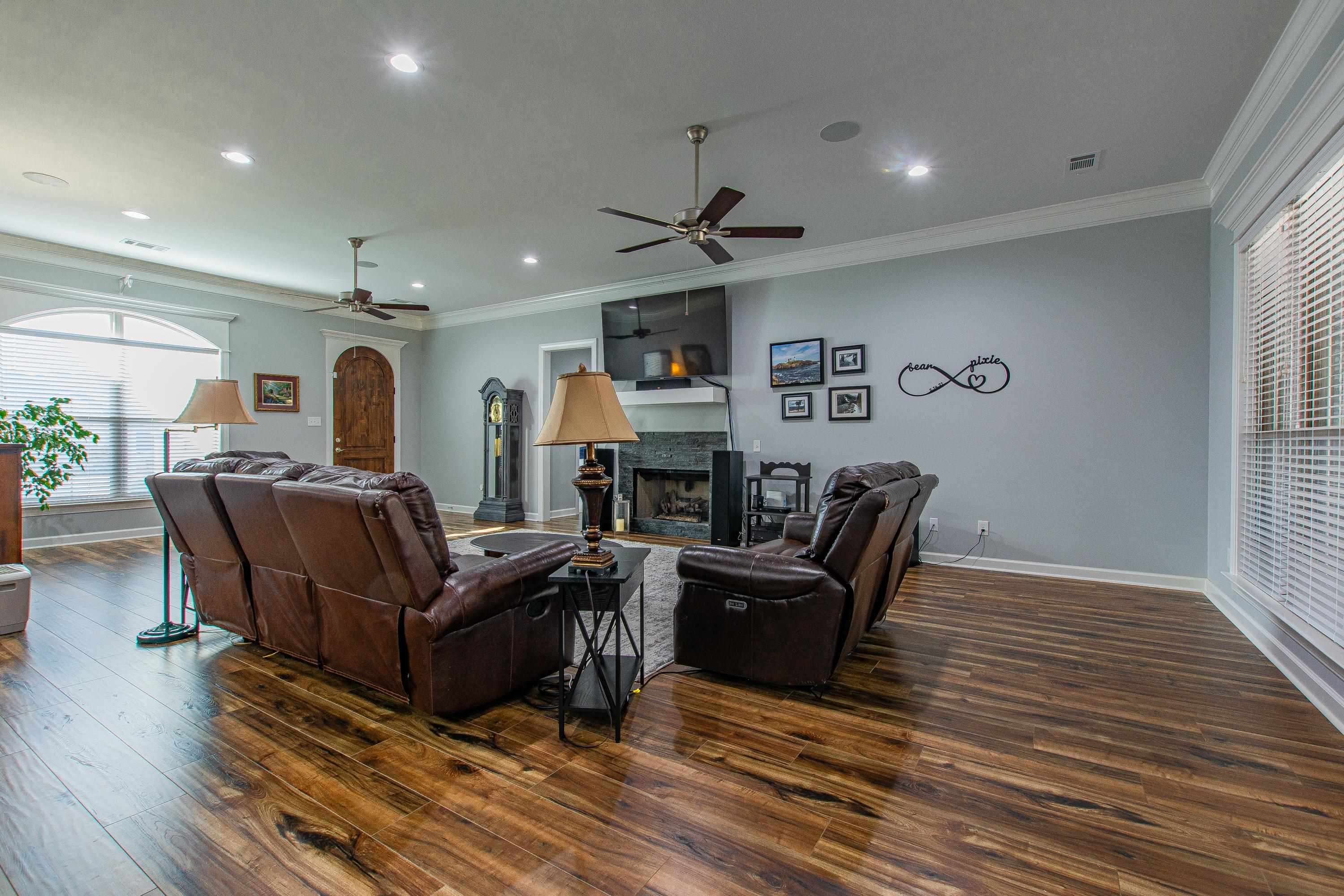 MILLERS GLENN - Residential