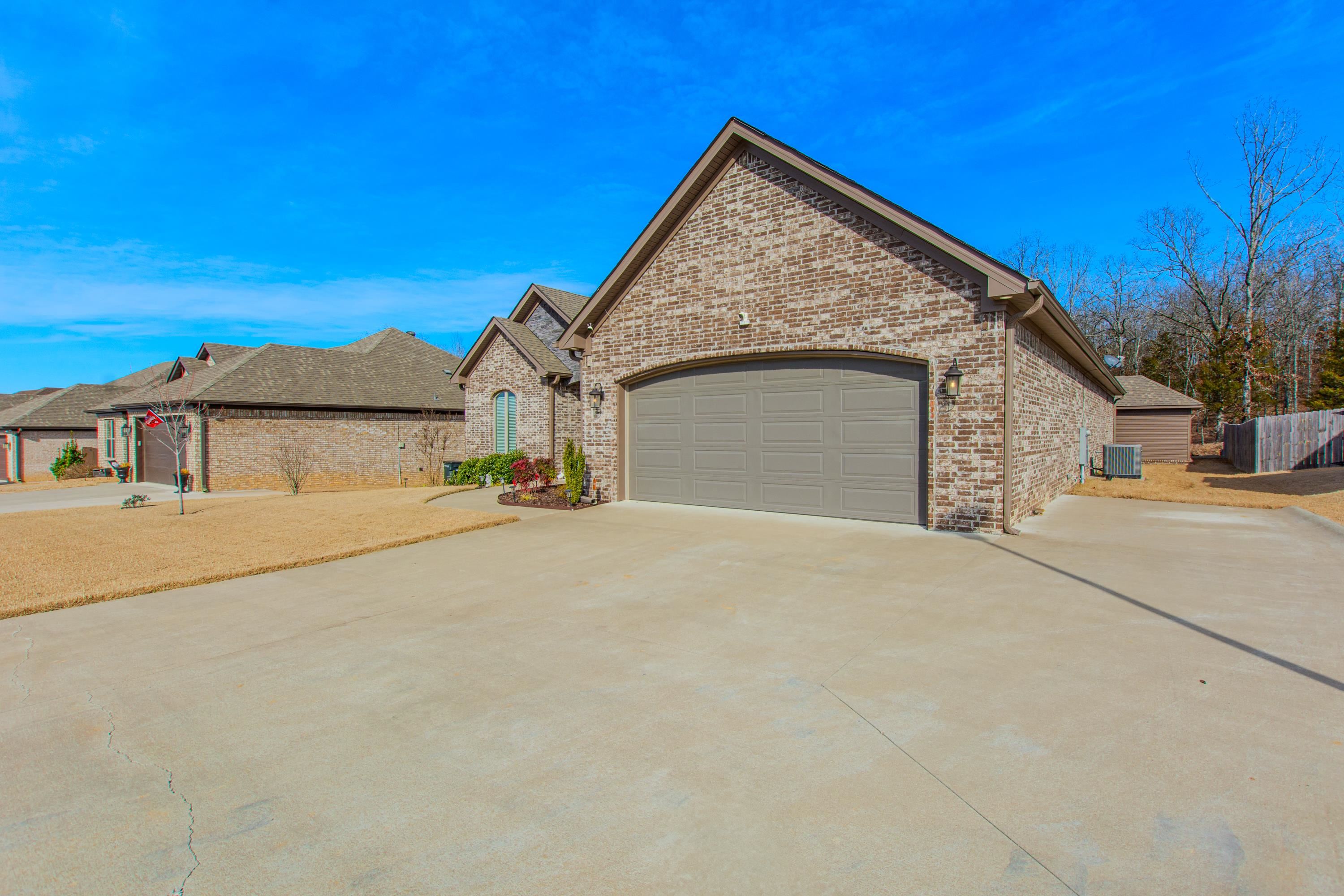 MILLERS GLENN - Residential