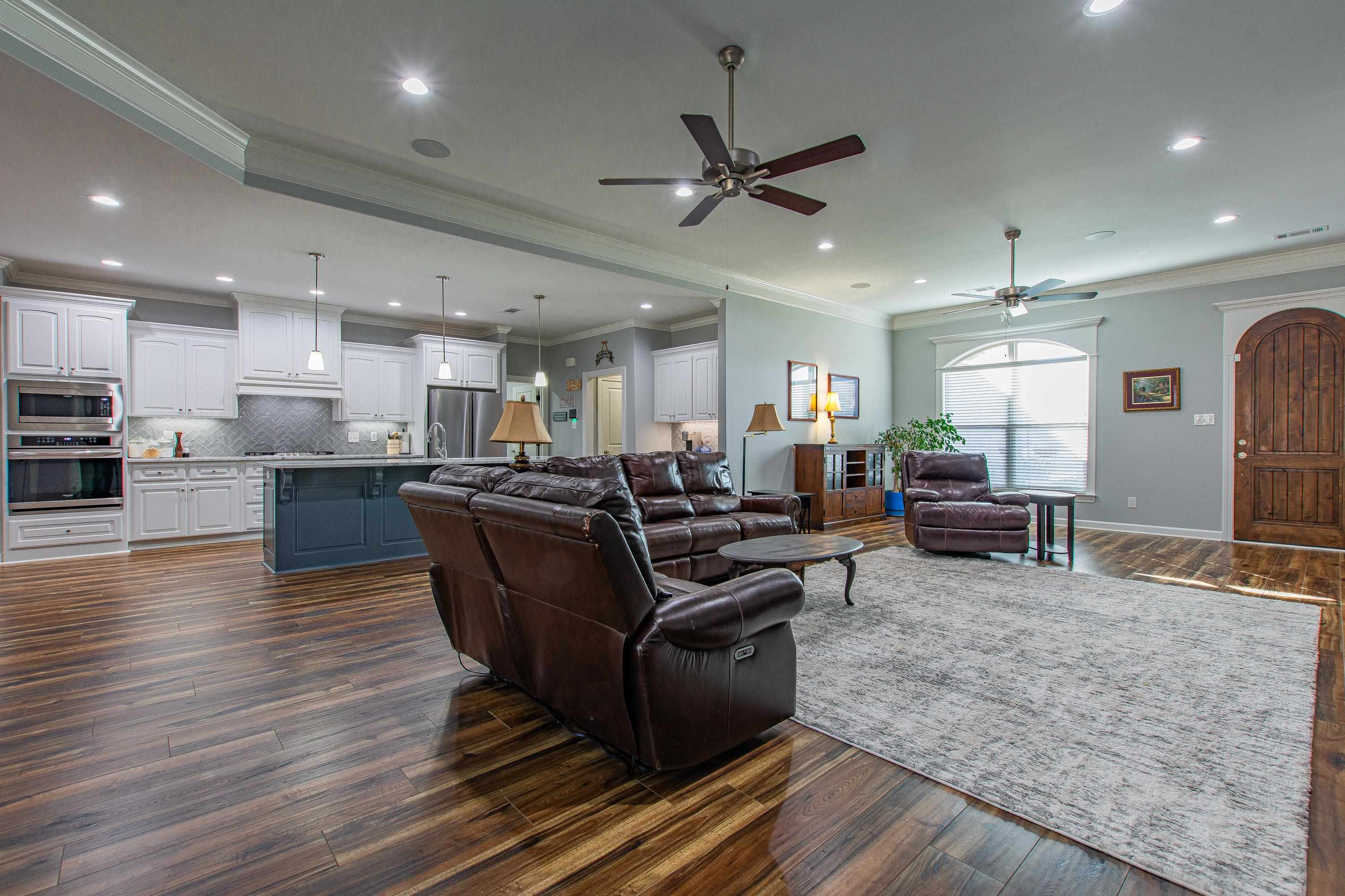 MILLERS GLENN - Residential