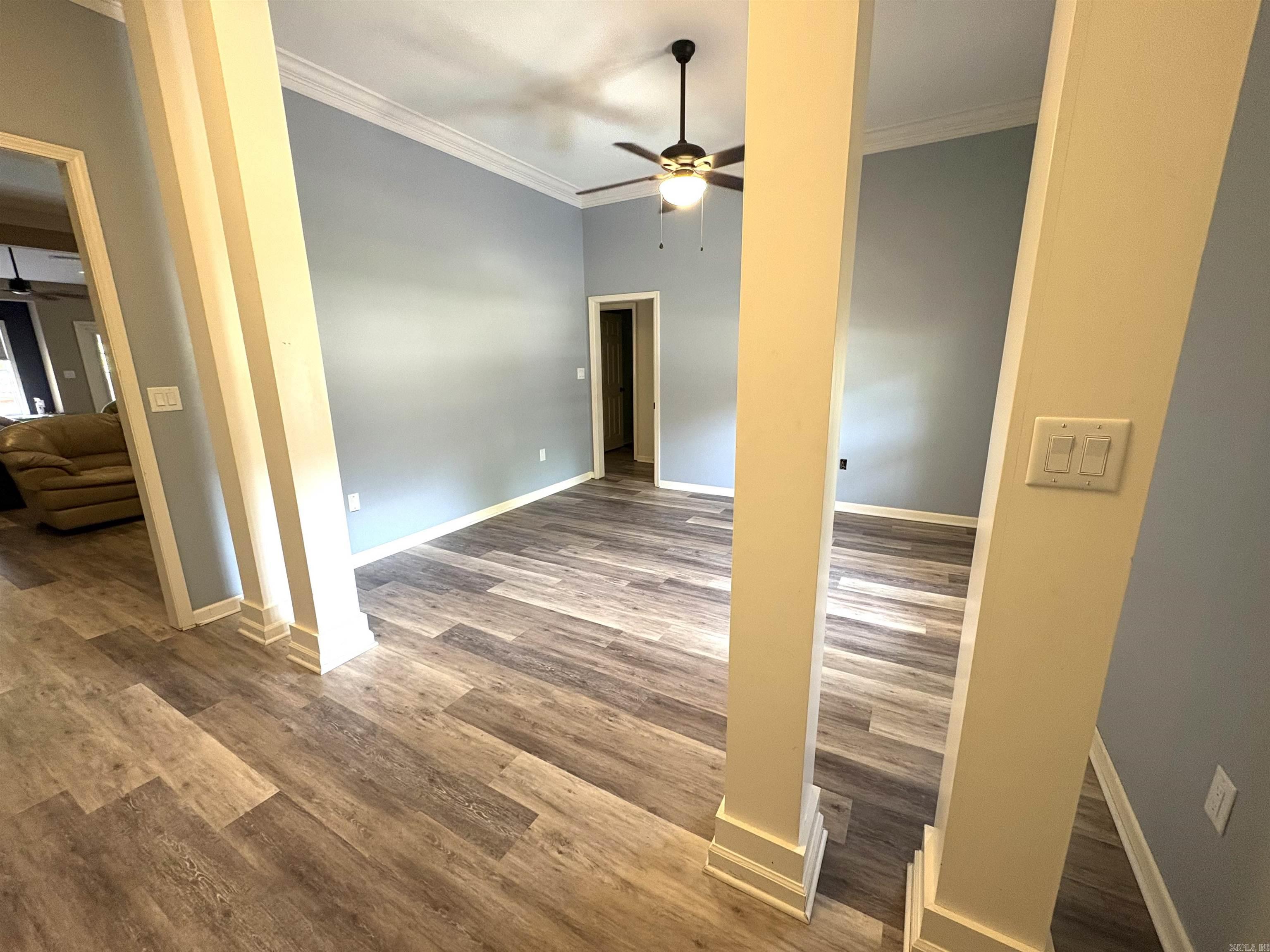 RIVER OAKS - Residential