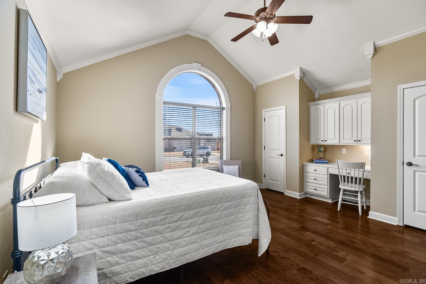 WATERS EDGE - Residential