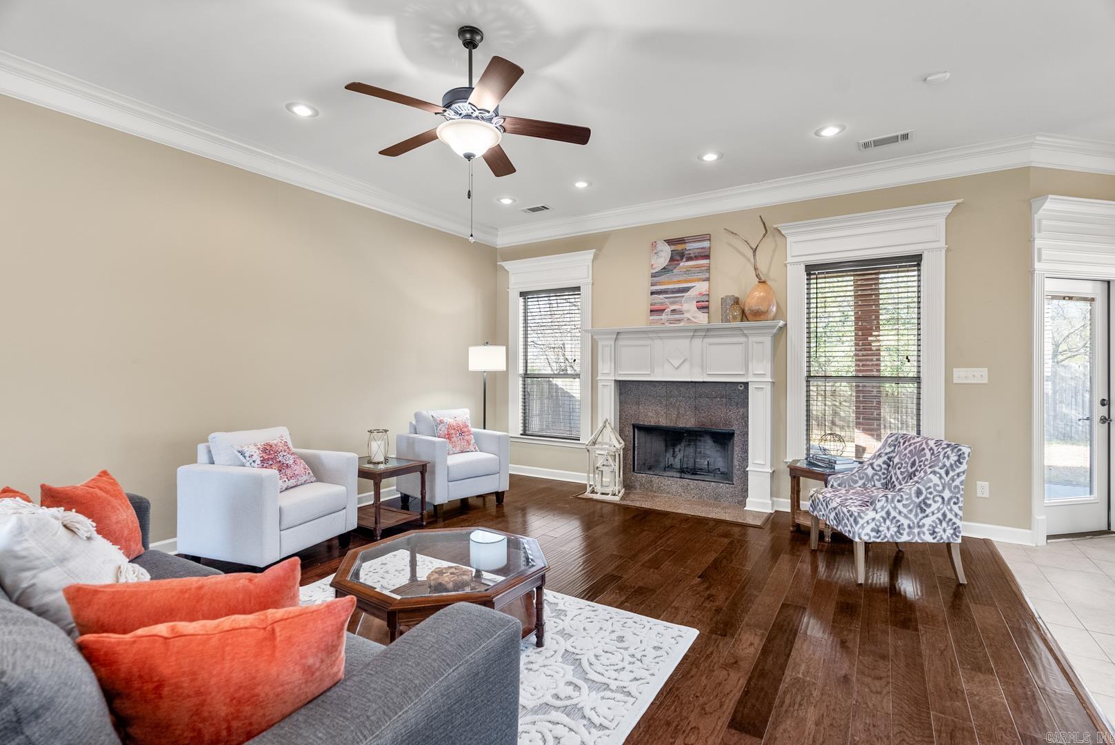 WATERS EDGE - Residential