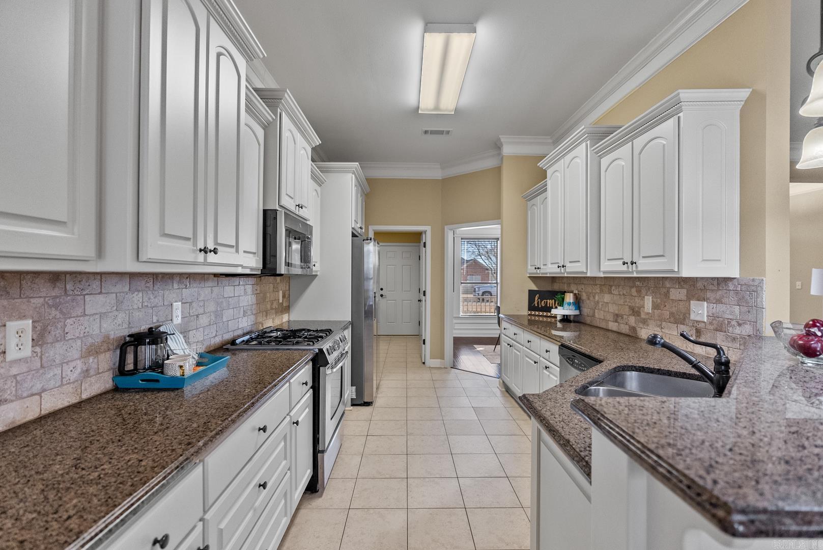 WATERS EDGE - Residential